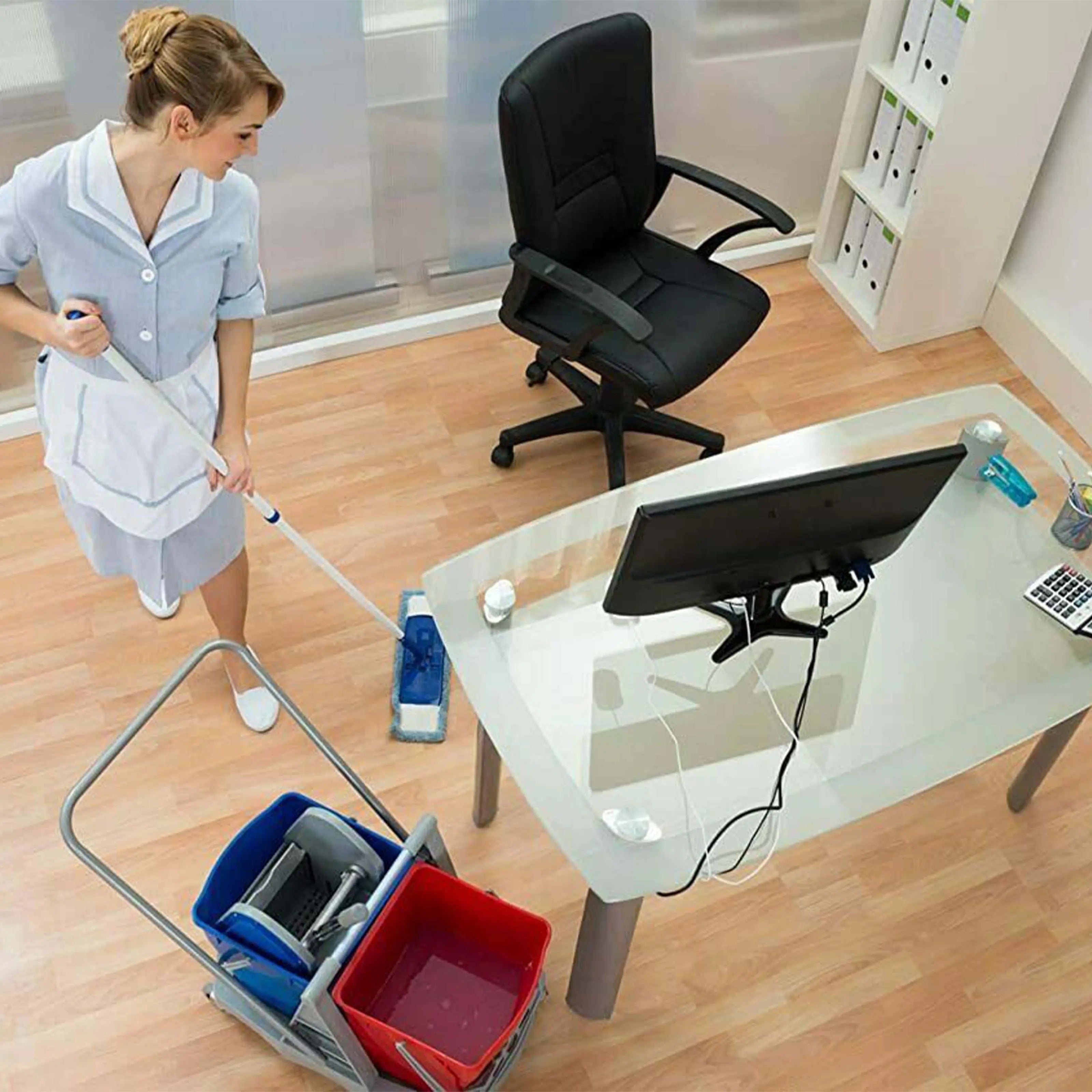 Scopri come sanificare ed eliminare i batteri dalle superfici di casa