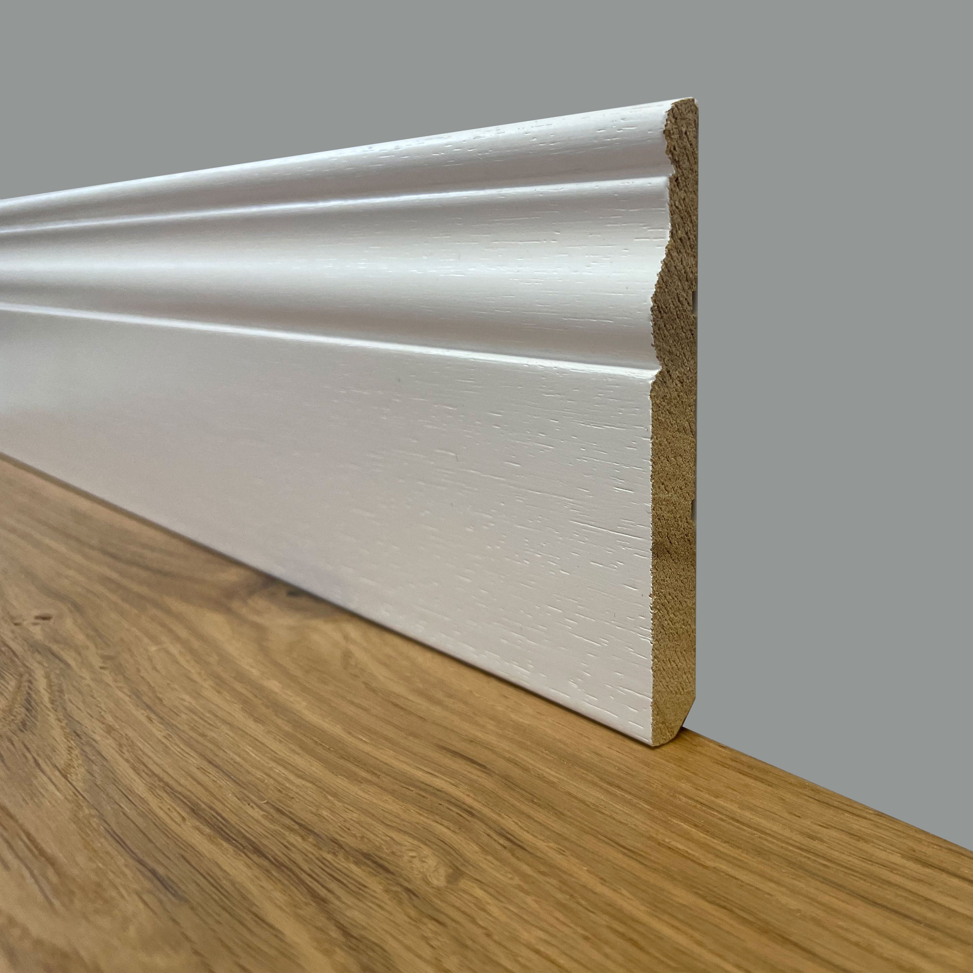 96 metri lineari di BATTISCOPA SLIM laccato bianco in legno MASSELLO DUCALE 100X10 - Eternal Parquet