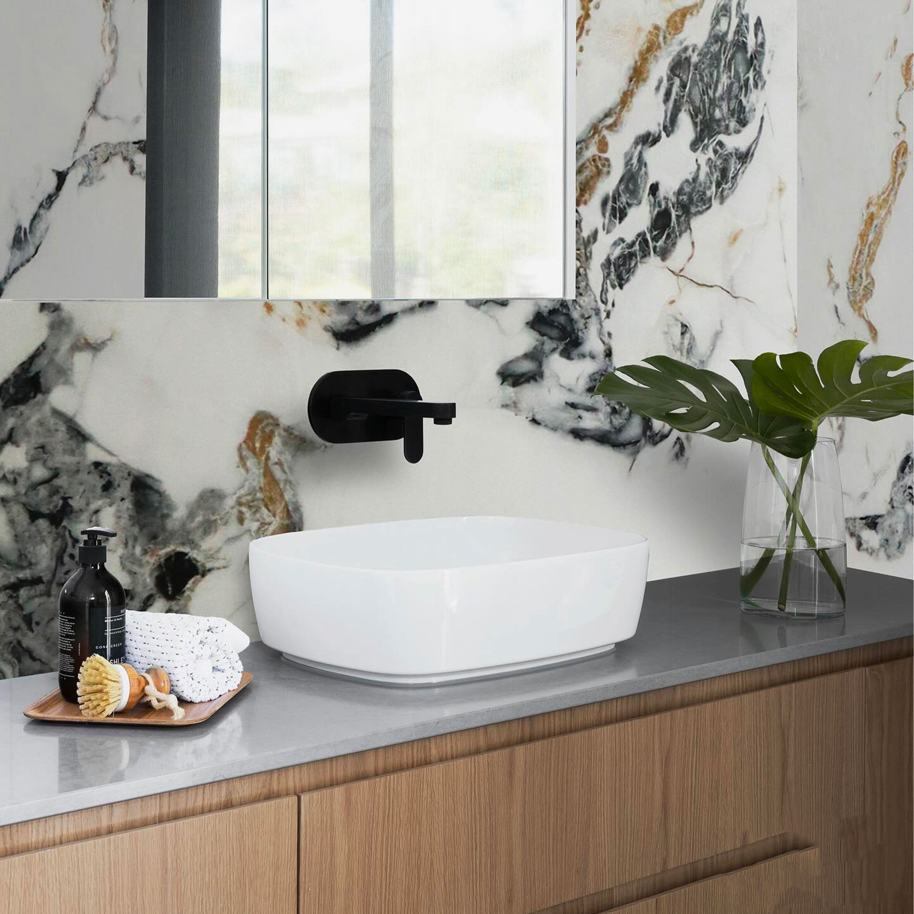 Pacco da n.4pz (2,9mq) Pannelli rivestimento in Polimeri Ultrarealistico effetto Marmo lucido 1220x600x4mm mod.SORRENTO - Eternal Parquet