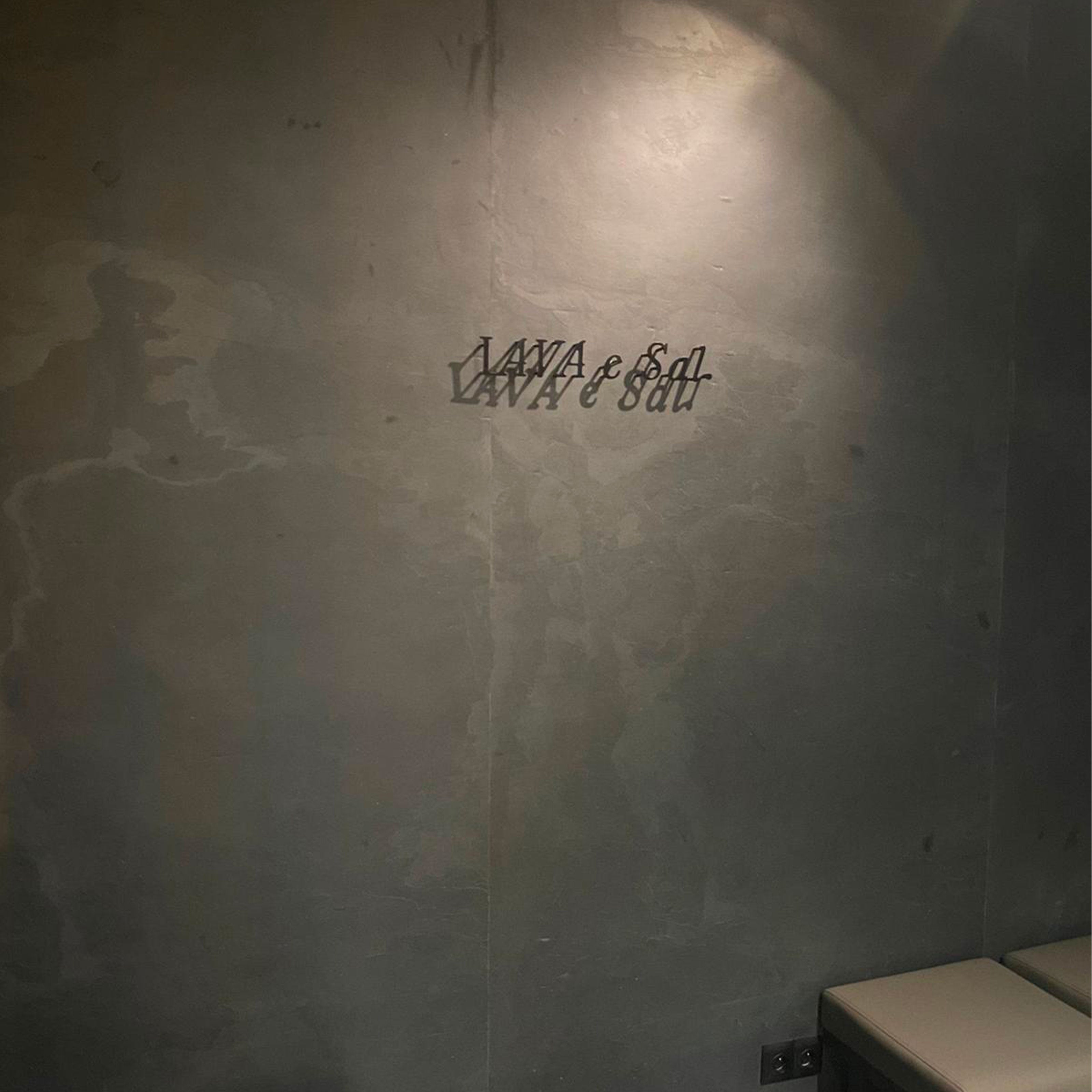 pannello rivoluzionario di Rivestimento interno-esterno in VERA PIETRA flessibile 61x122x0,3cm ARDESIA AMARO - Eternal Parquet