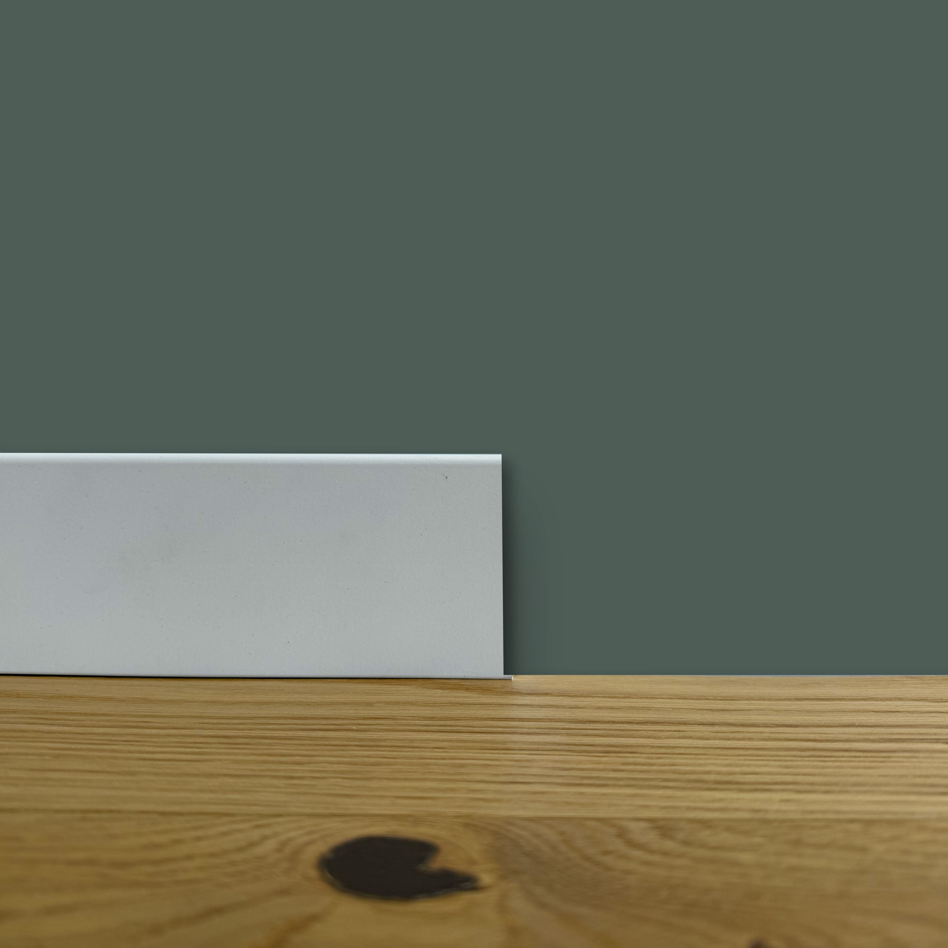 Battiscopa Squadrato in SPC 70x12mm - BIANCO pitturabile (prezzo al metro) - Eternal Parquet