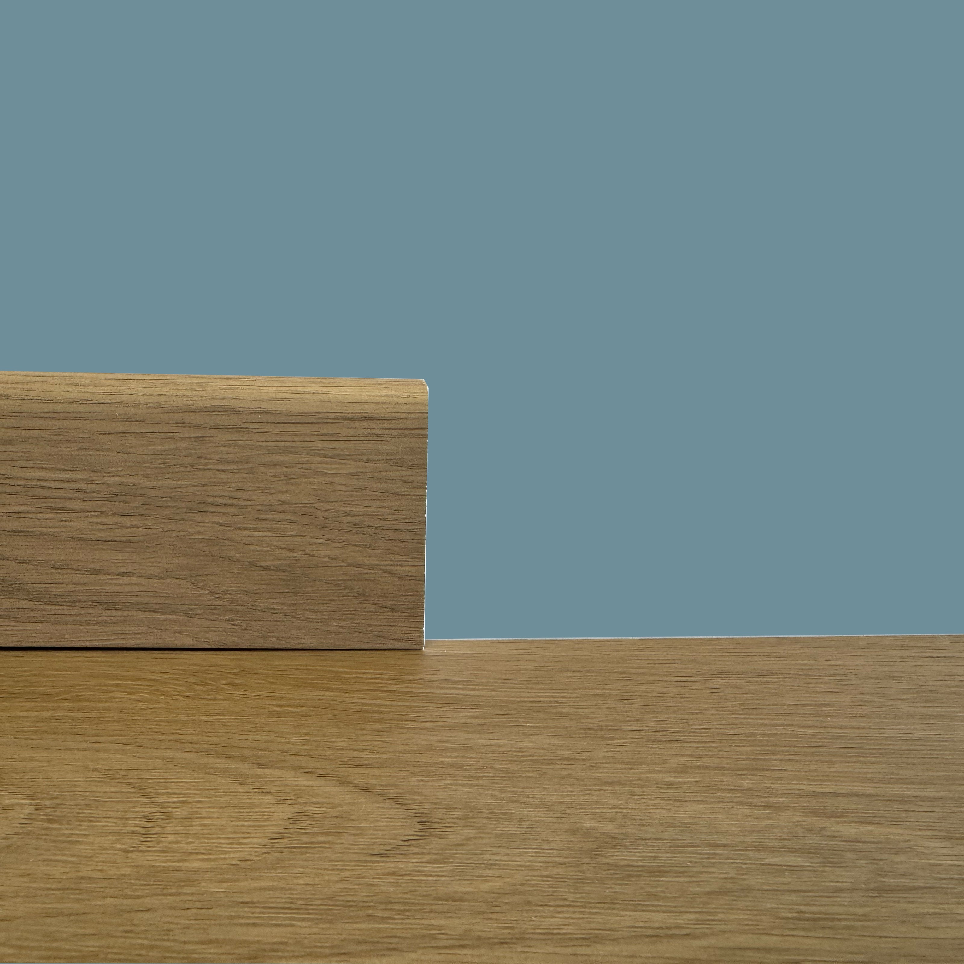 Battiscopa in polistrutturato coordinati linea SPC 70X10mm BC idrorepellenti - Eternal Parquet