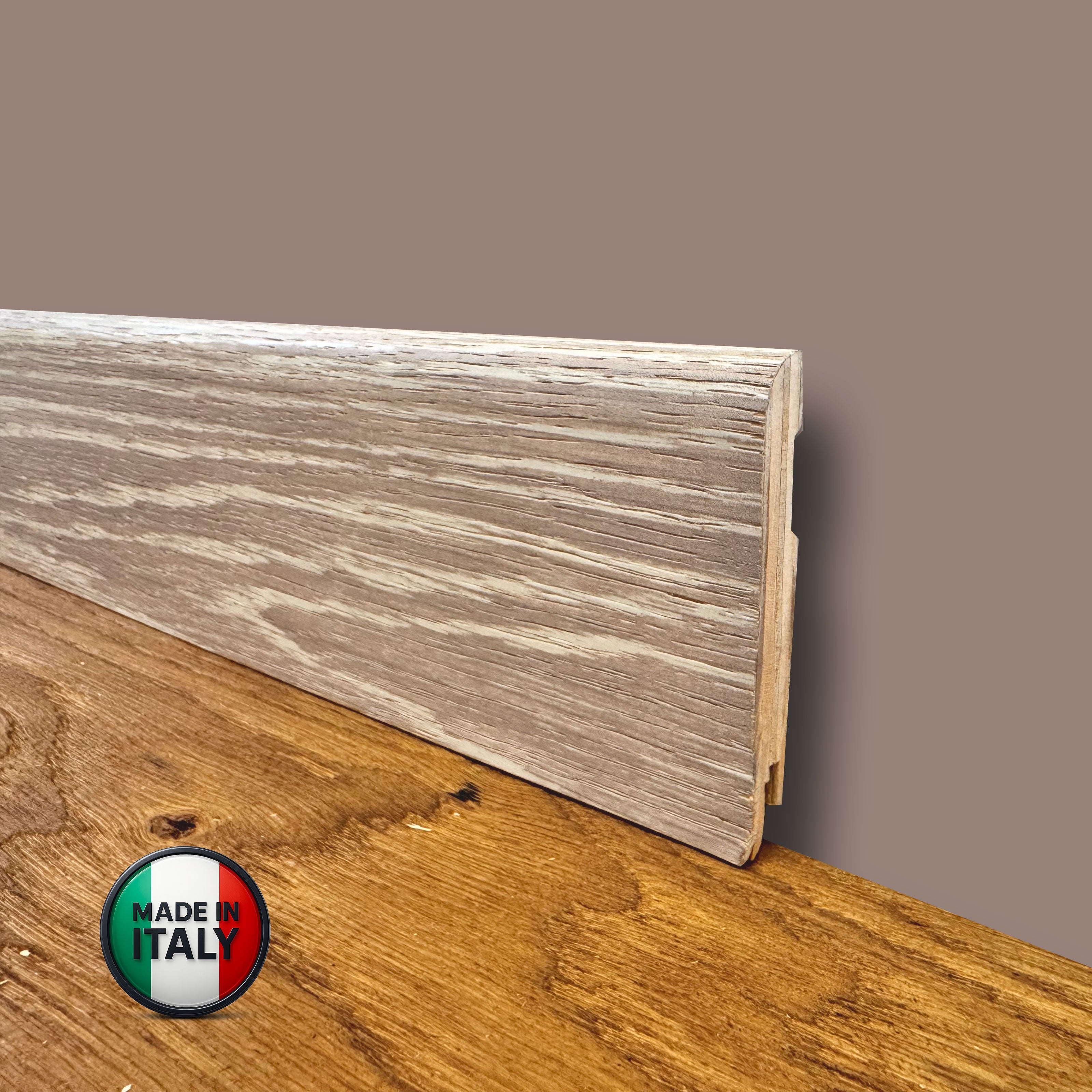 €1,49ml ** FUORI TUTTO ** Lotti da 100ml di Battiscopa in legno multistrato impiall. ROVERE DECAPATO SBIANCATO 70x10mm - Eternal Parquet