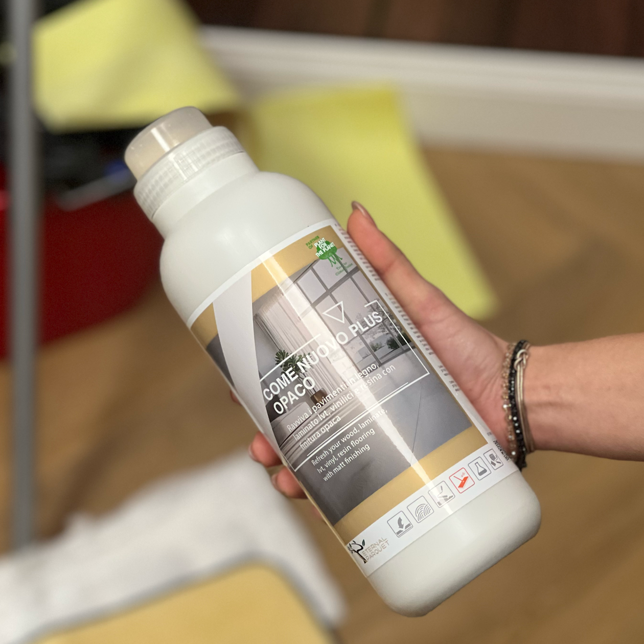 il #n1 - COME NUOVO lucido o opaco - rigenerante NATURALE per PARQUET, spc, laminati, resine e gress "ELIMINA GRAFFI e crea un film protettivo" Di Eternal Parquet - Eternal Parquet