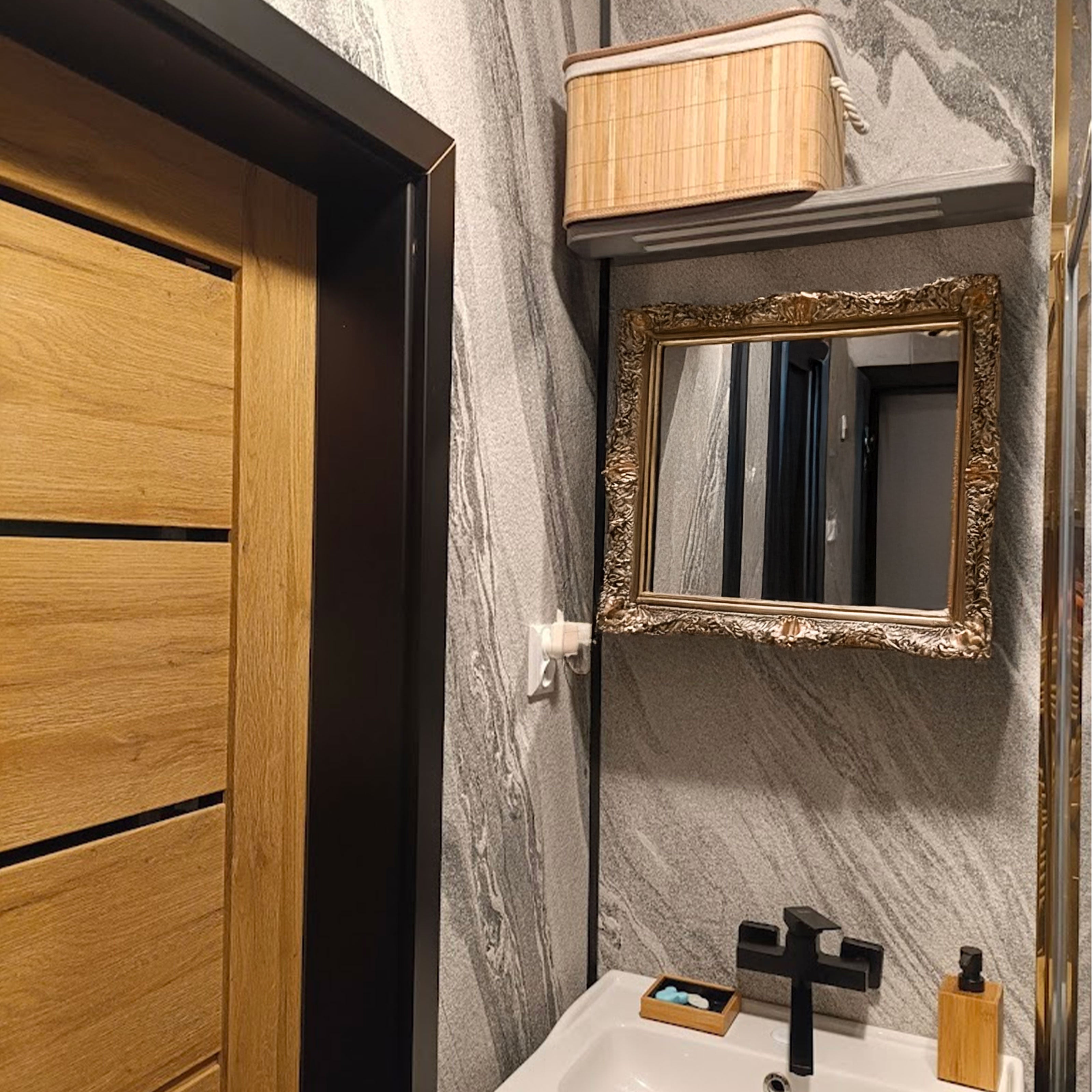 pannello rivoluzionario di Rivestimento interno-esterno in VERA PIETRA flessibile 61x122x0,3cm MALAGA - Eternal Parquet