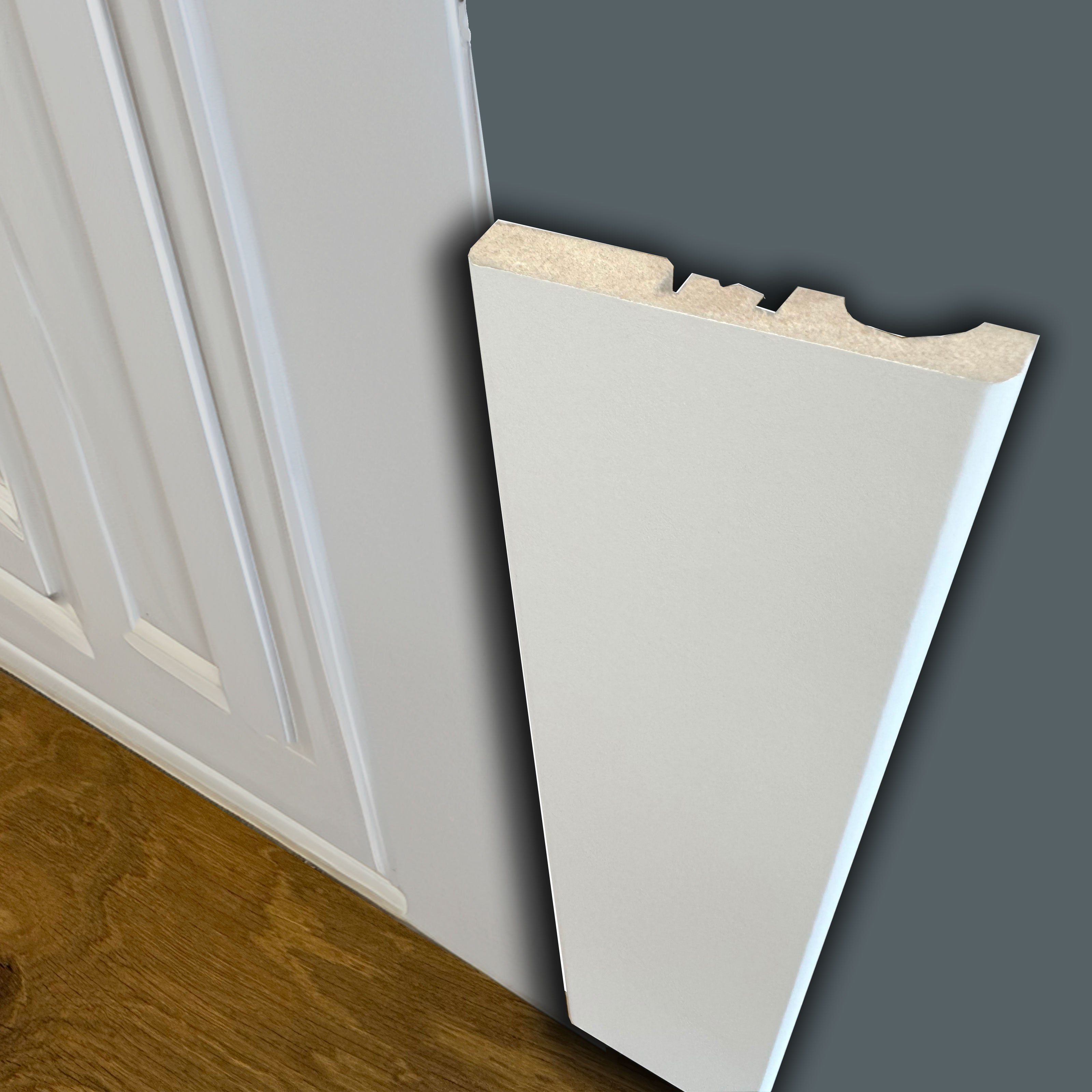 MOSTRINA COPRIFILO Passacavo in Fibra di legno BIANCA 70X10 (prezzo al metro lineare) - Eternal Parquet