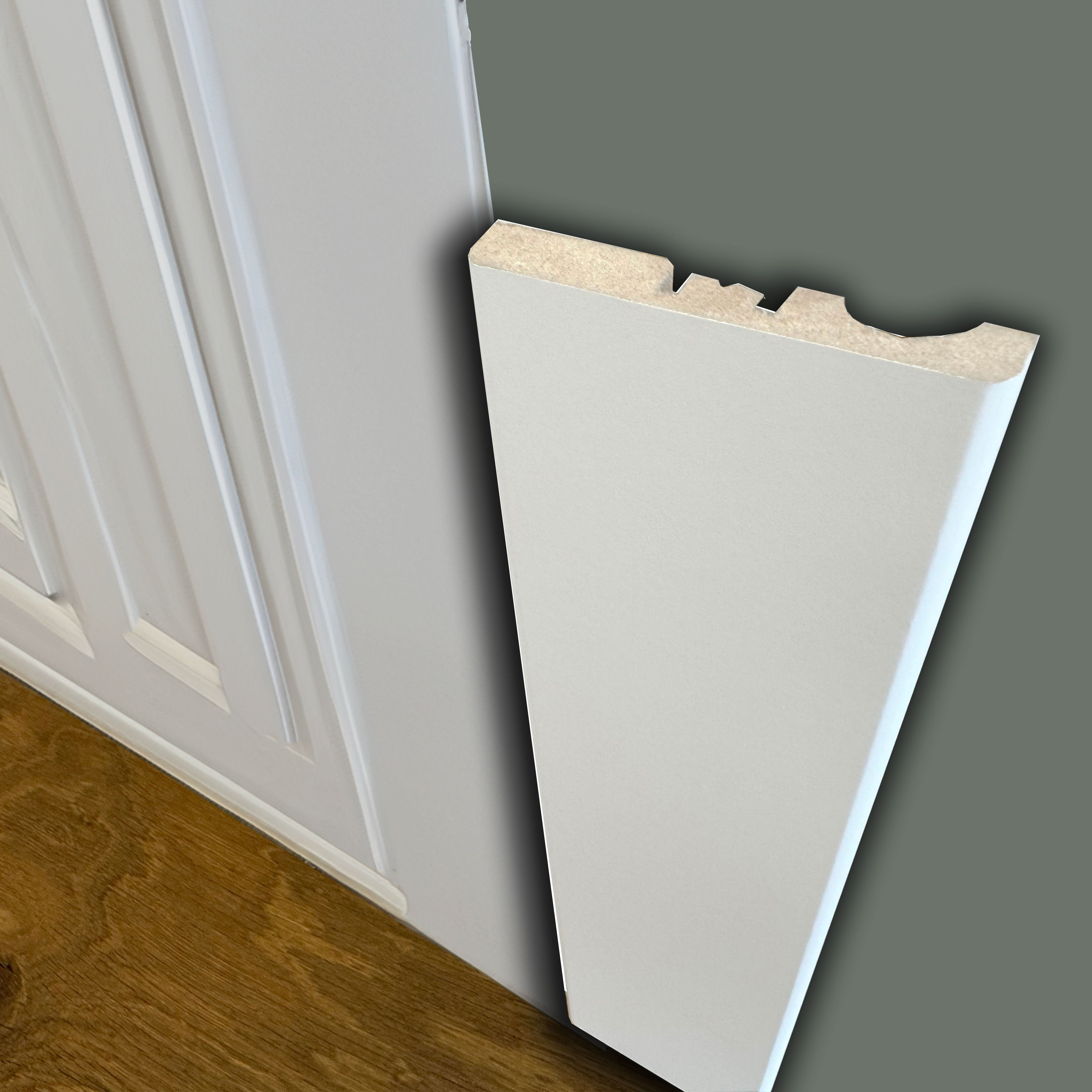 MOSTRINA COPRIFILO Passacavo in Fibra di legno BIANCA 70X10 (prezzo al metro lineare) - Eternal Parquet