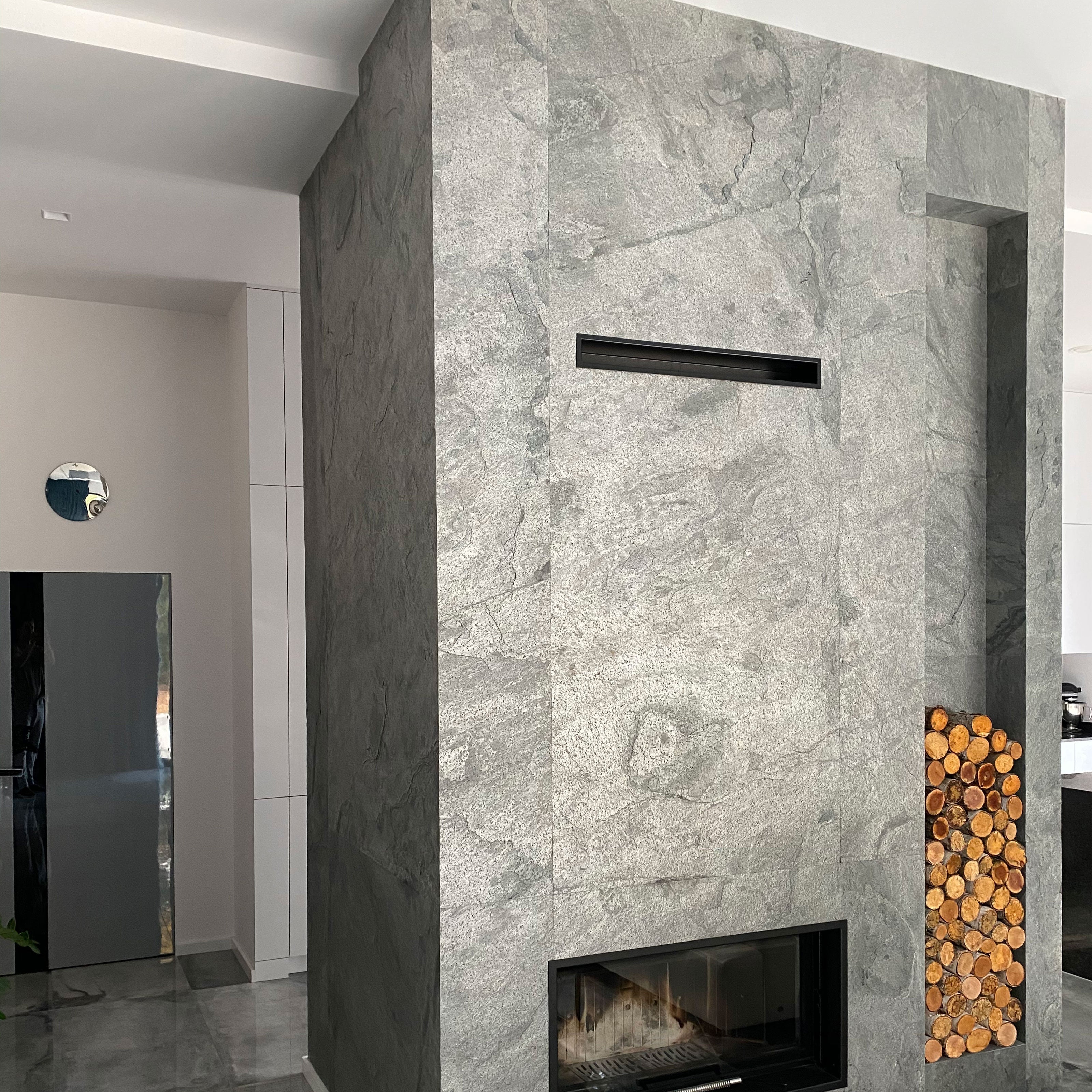 pannello rivoluzionario di Rivestimento interno-esterno in VERA PIETRA flessibile 280x122x0,3cm ANTRACITE Eternal Parquet