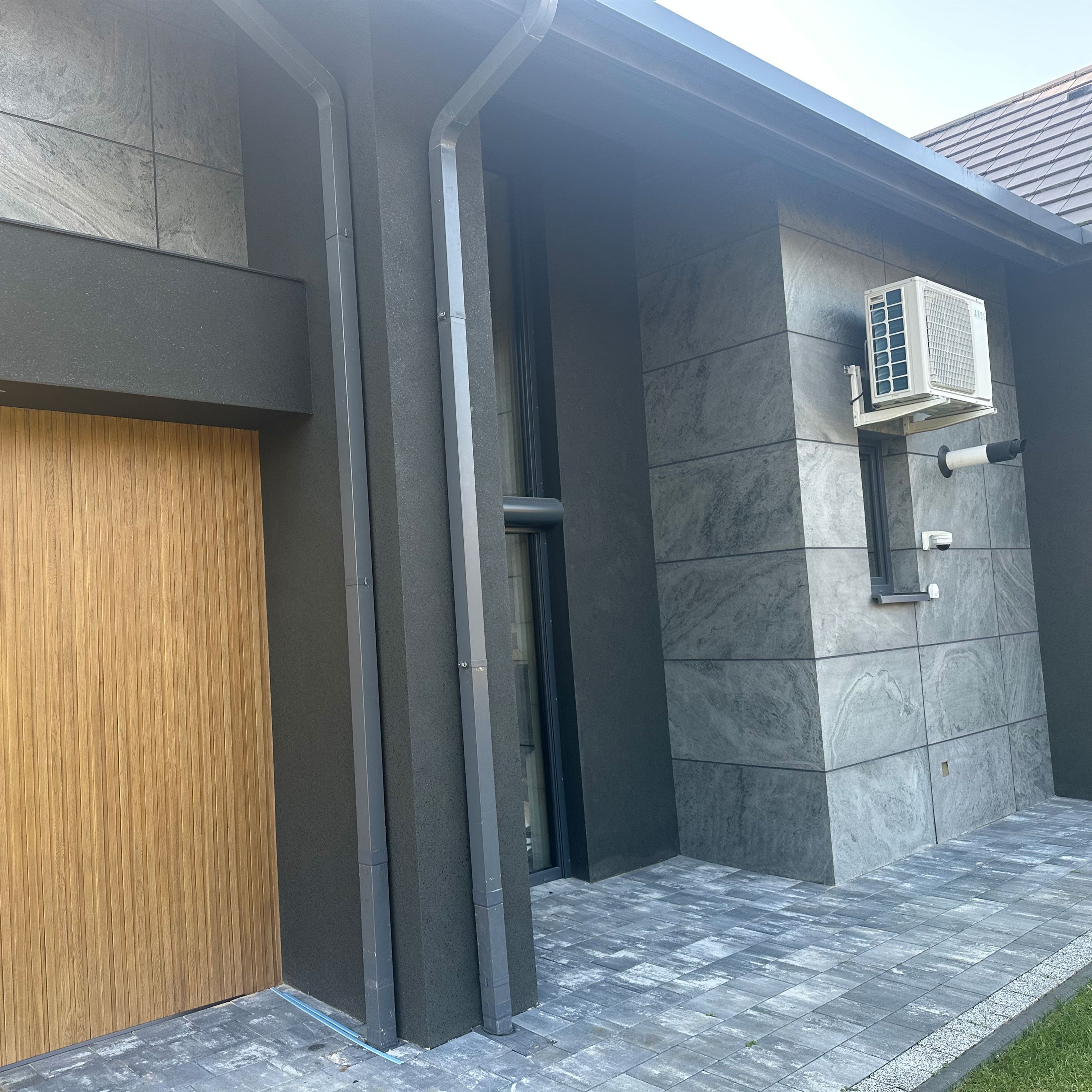 pannello rivoluzionario di Rivestimento interno-esterno in VERA PIETRA flessibile 280x122x0,3cm ANTRACITE Eternal Parquet