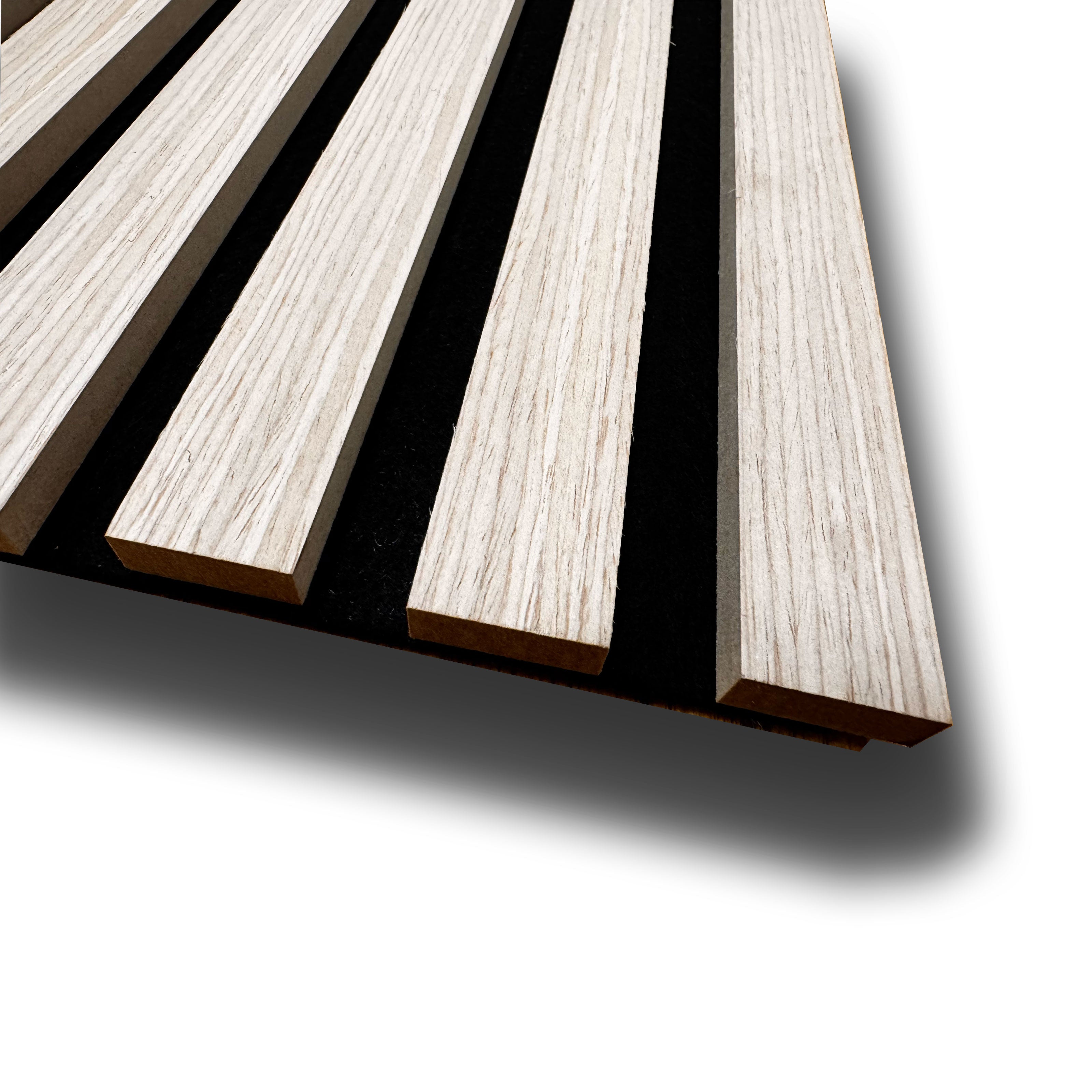 Pannello ACUSTICO (1,74mq) a Lamelli AUTOADESIVO rivestito in VERO LEGNO + feltro + fibra di legno - mis. 12x600x2900mm ACERO BIANCO - Eternal Parquet