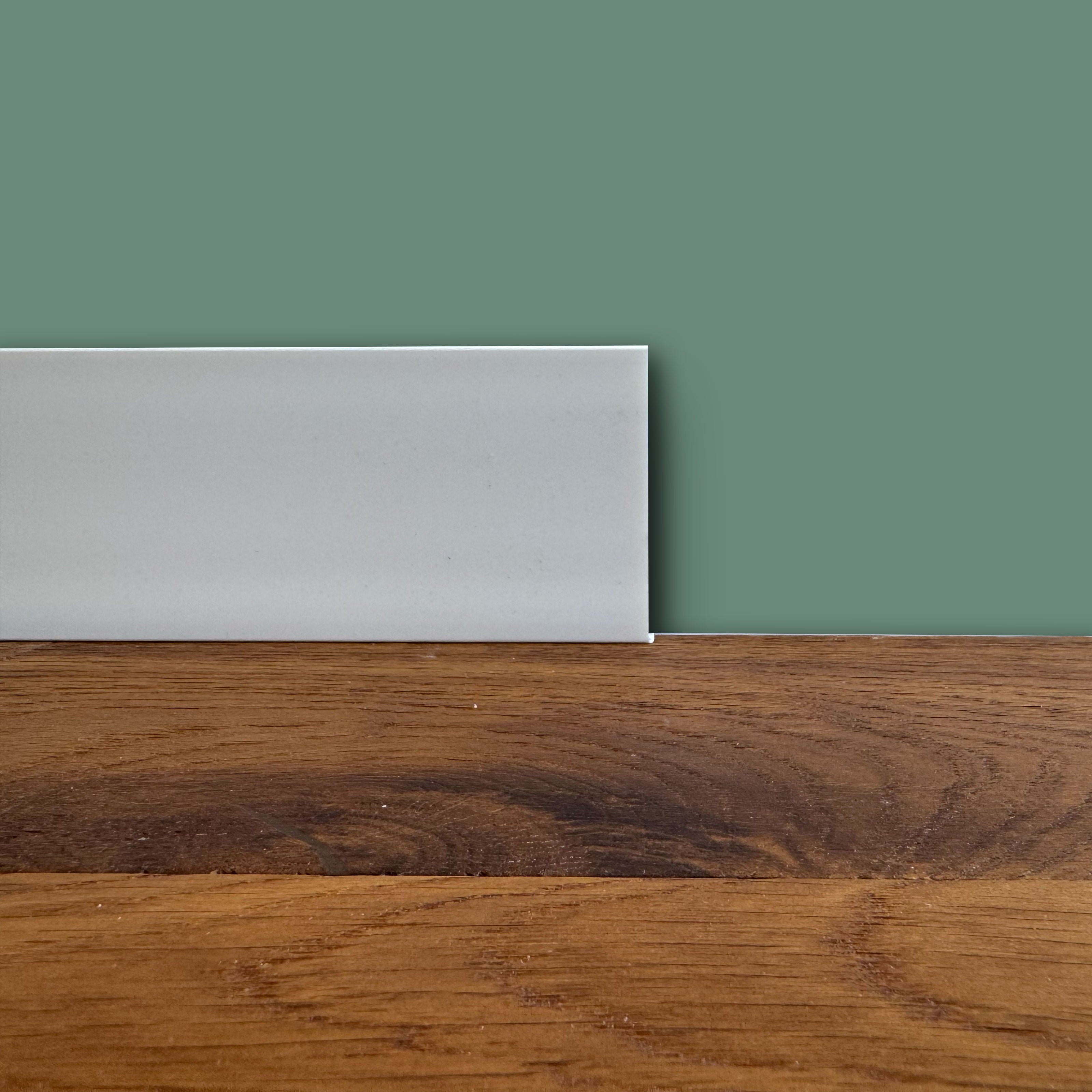 bancale da 100ml di Battiscopa Quadro in POLIMERI linea BASICBOARD 75x14mm - BIANCO pitturabile - Eternal Parquet