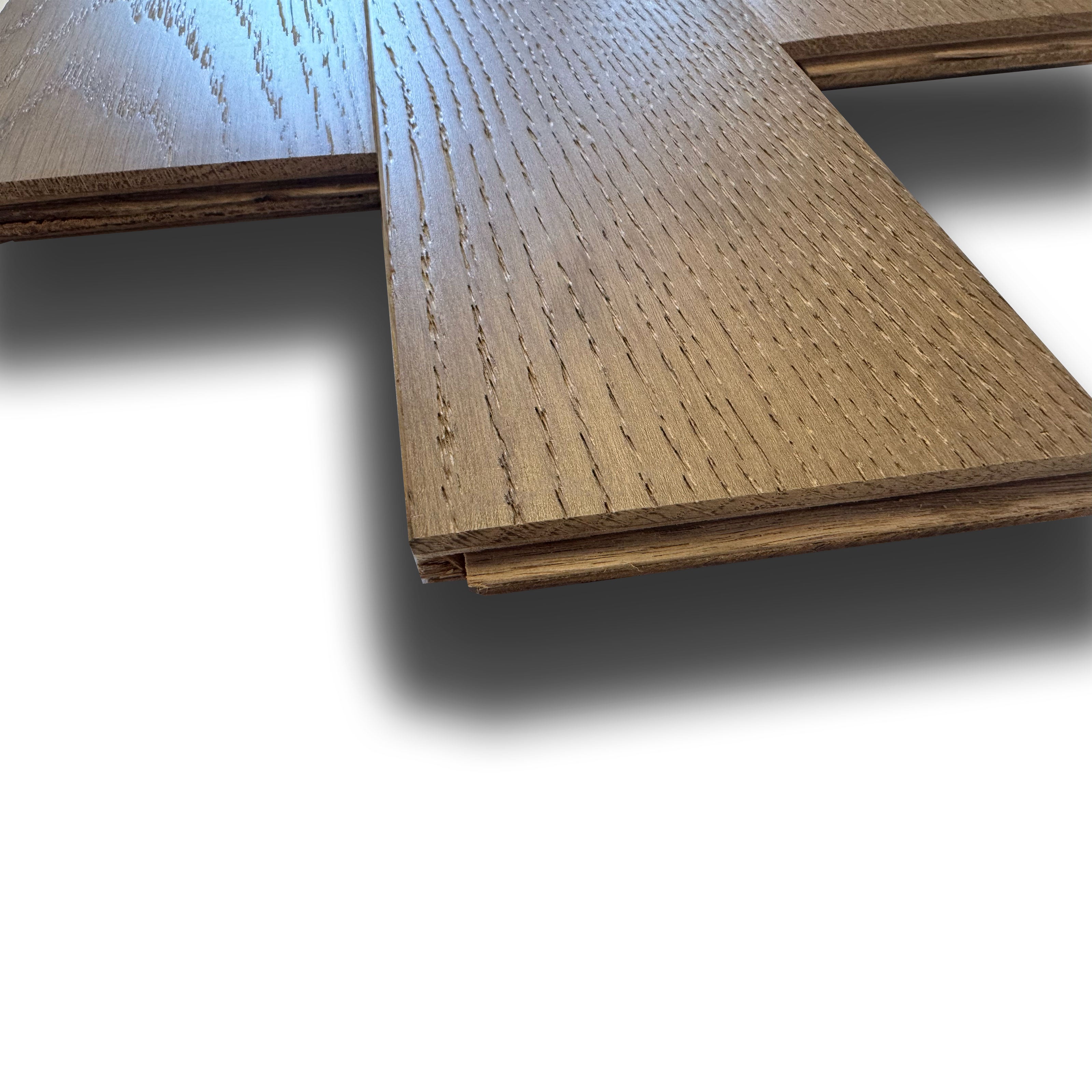 €32,99MQ *MEGA STOCK* Lotto da 183 mq di Listone prefinito ROVERE BRUNO Vern. Spazz. 13x90x400/1200mm (4 nobile) - Eternal Parquet