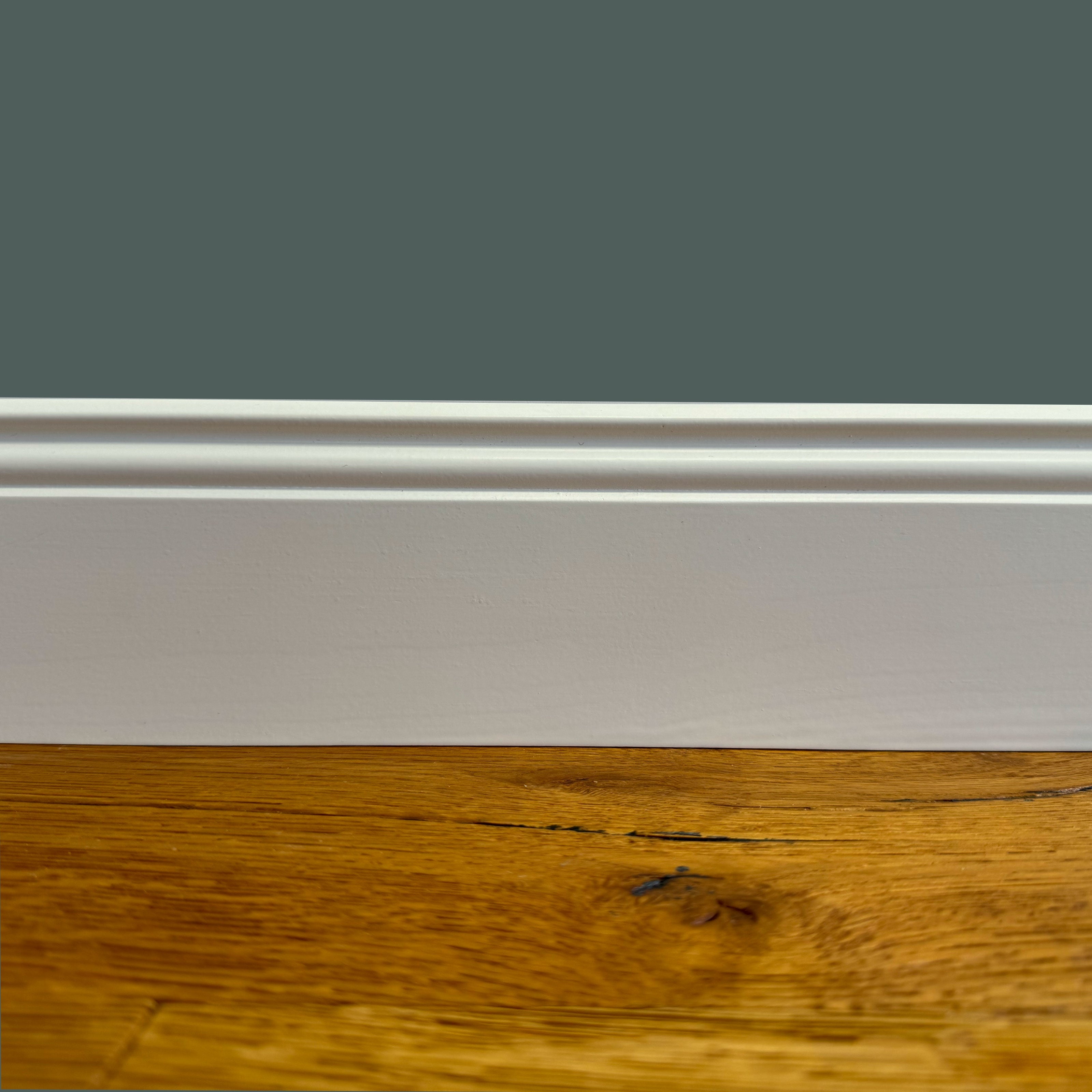 100ML di Battiscopa PREMIUM in legno MASSELLO mod.DUCALE 91x15 laccato bianco liscio - Eternal Parquet