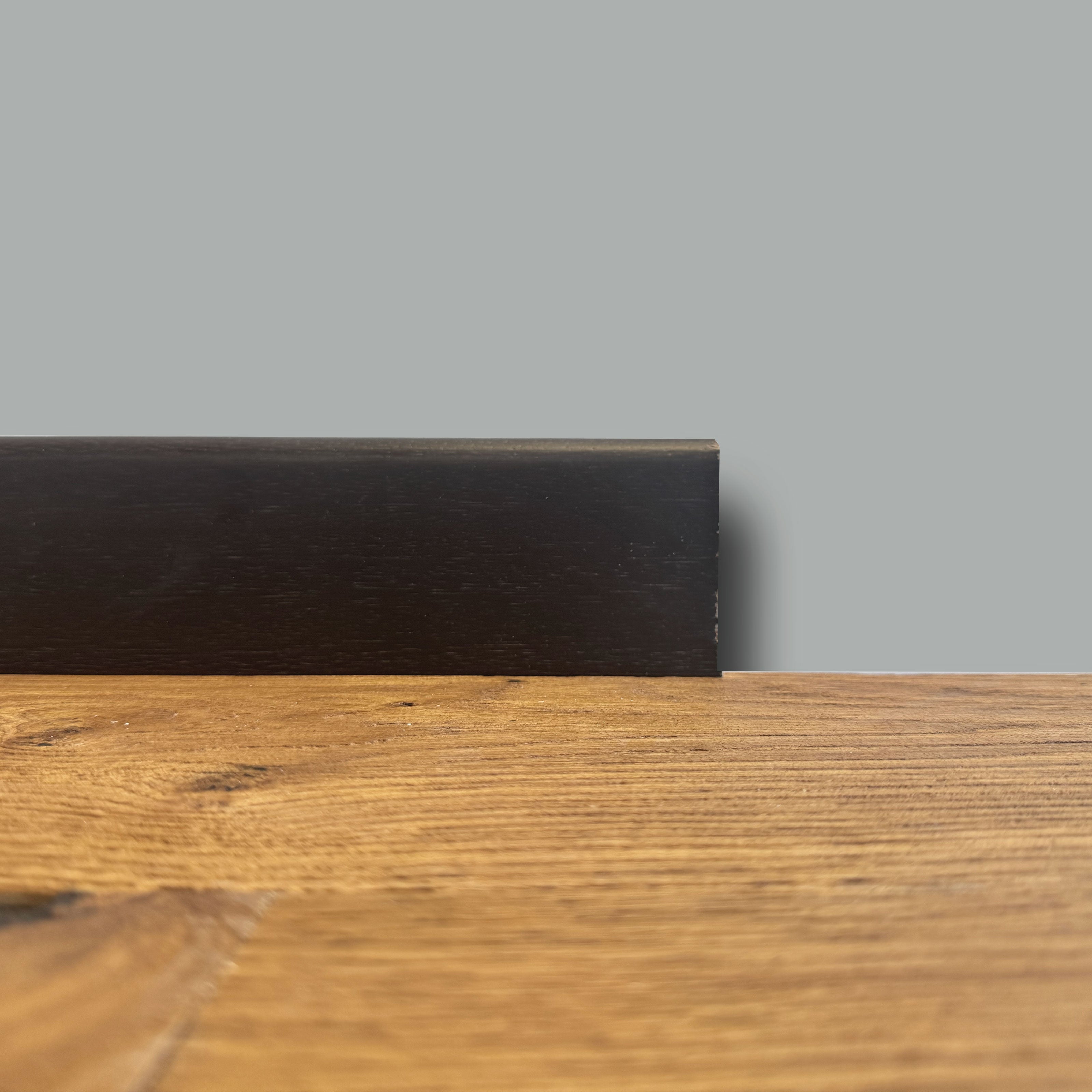 €1,89ml ** FUORI TUTTO ** Lotti da 70ml di Battiscopa in legno multistrato impiall. WENGE 82x13mm - Eternal Parquet