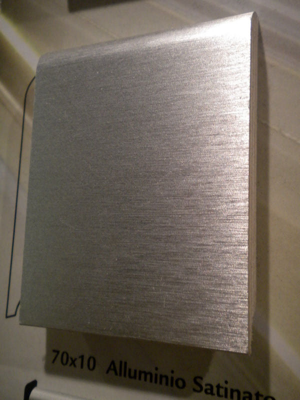 Zoccolino 100 METRI LINEARI BATTISCOPA RIVESTITO ALLUMINIO 70X10 - Eternal Parquet