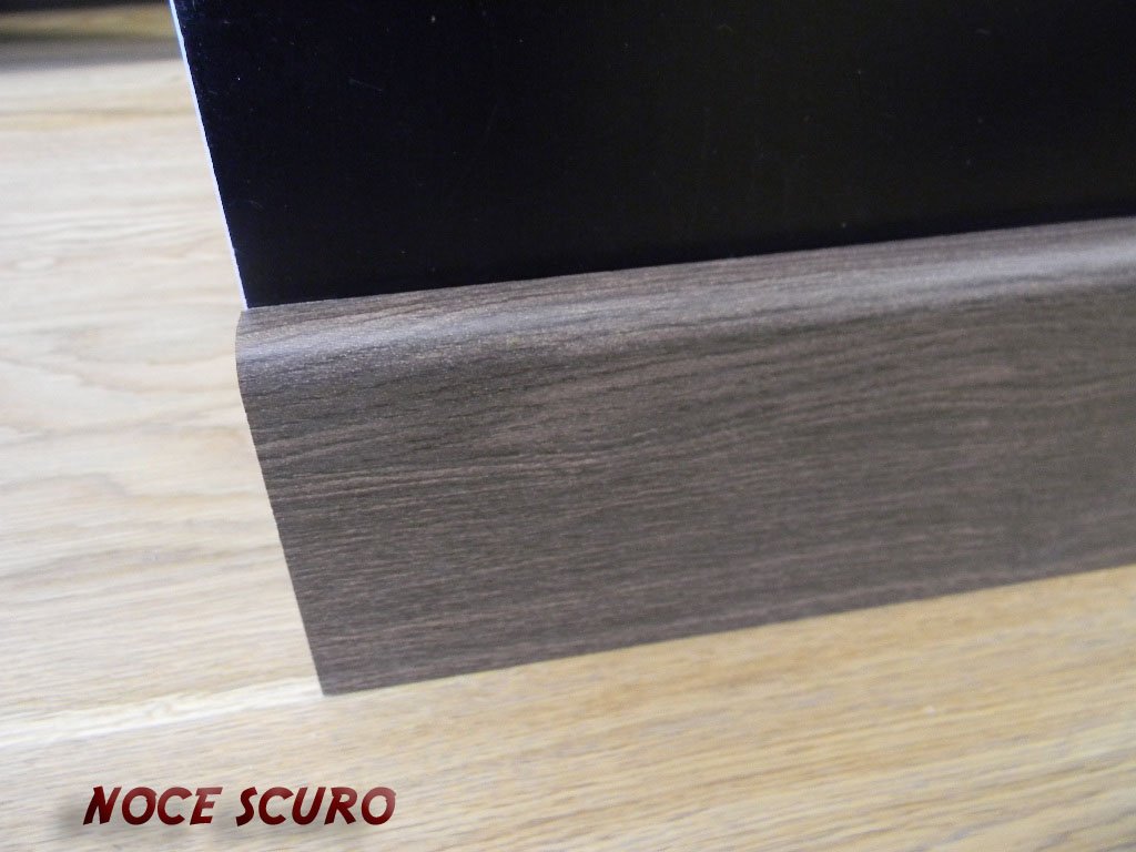 24 metri lineari di Battiscopa passacavo 1,5x8x240cm in MD Zoccolino Eternal Parquet