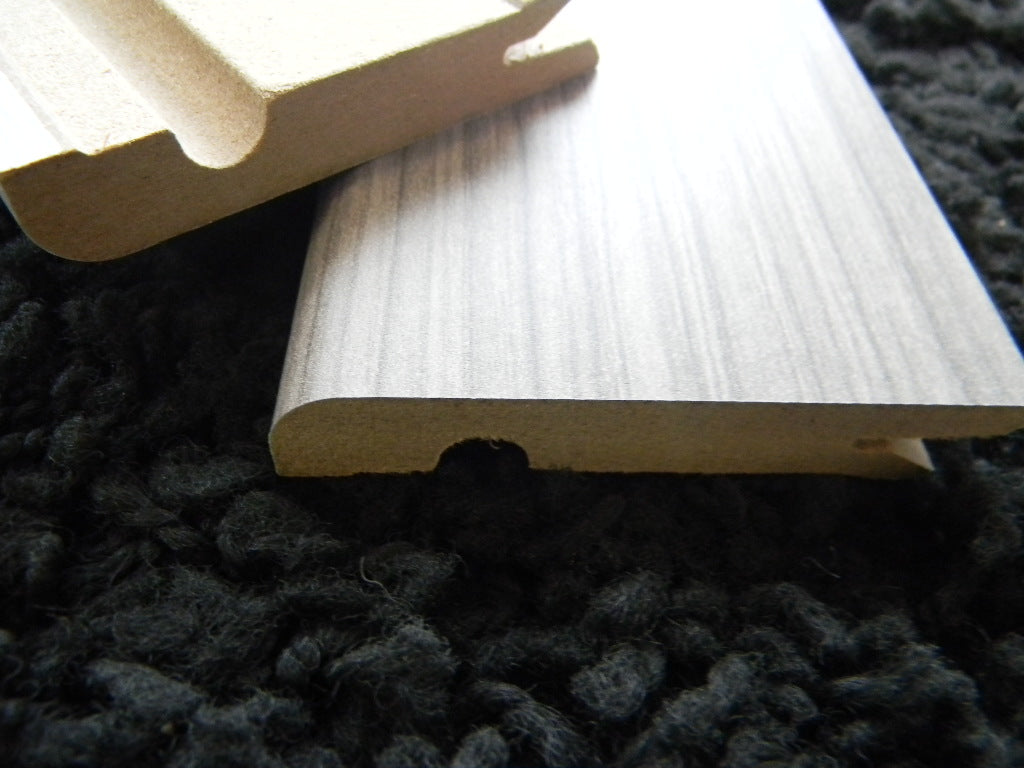 Battiscopa passacavo 1,5x8x240cm in MDF pacco da 192 metri lineari Eternal Parquet