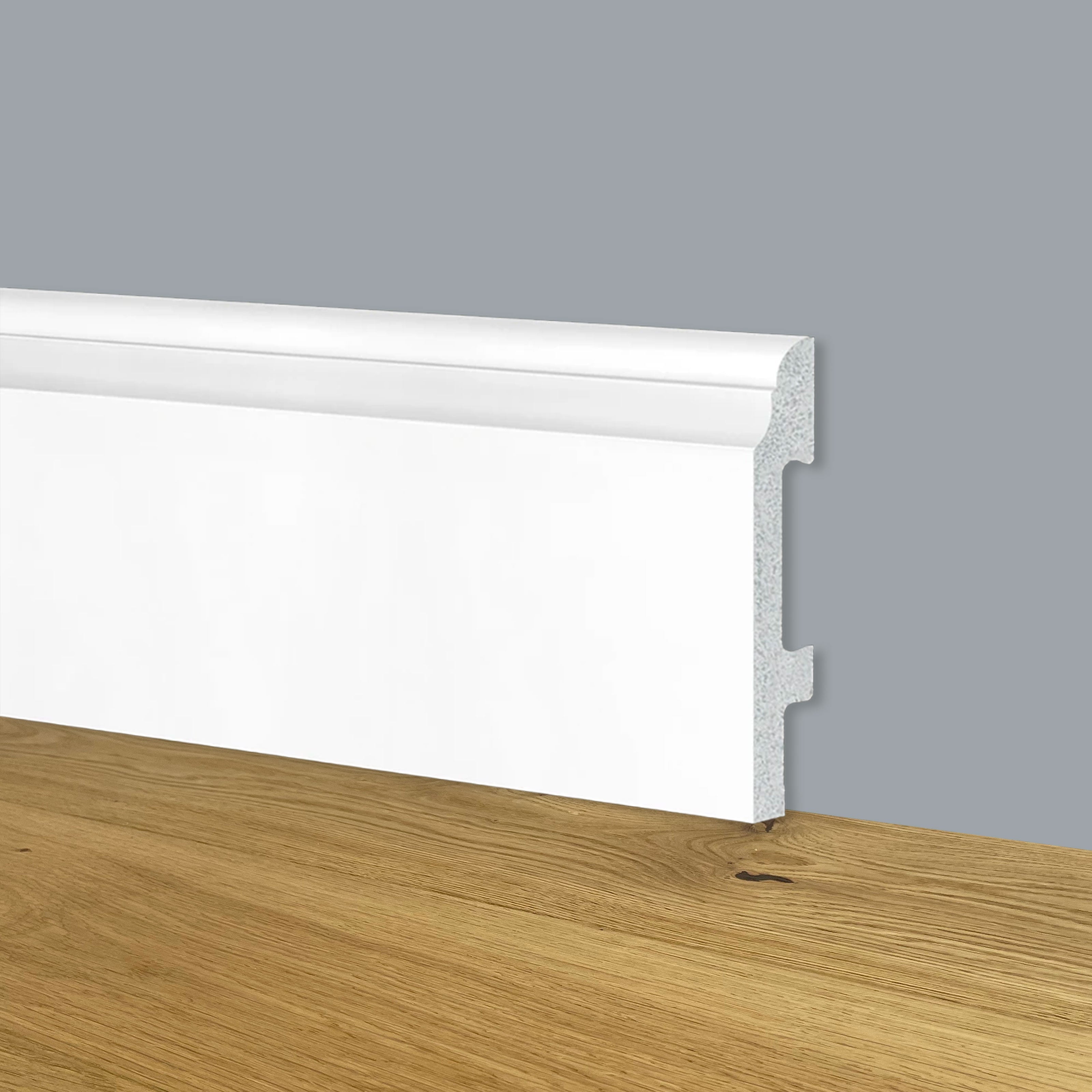 80ml bancale di Battiscopa Zoccolino BIANCO mod. CORINZIO 95x15x2000mm in POLIMERI - Polistrutturato - Eternal Parquet
