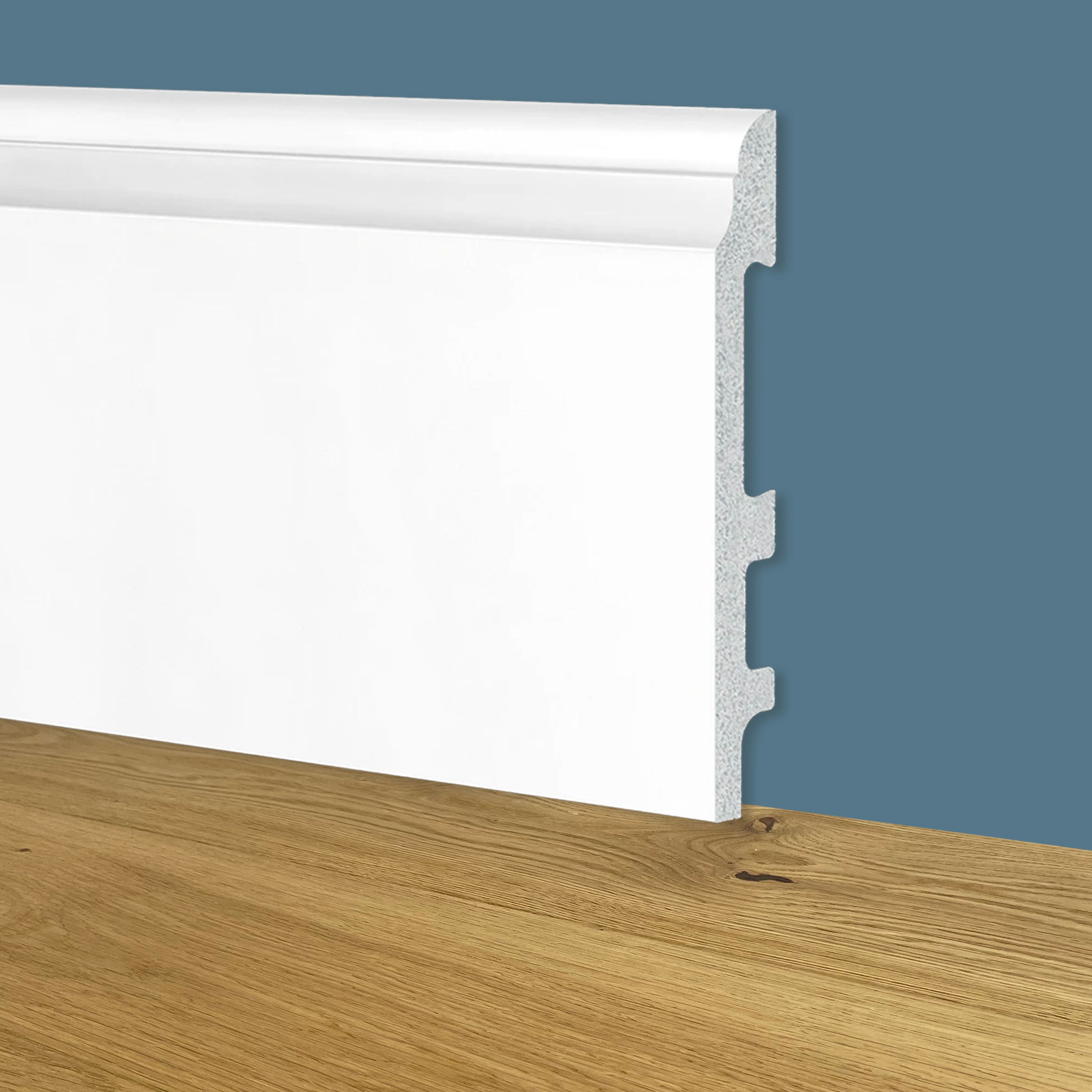 90ml bancale di Battiscopa Zoccolino BIANCO mod. CORINZIO 120x15x2000mm in POLIMERI - Polistrutturato - Eternal Parquet
