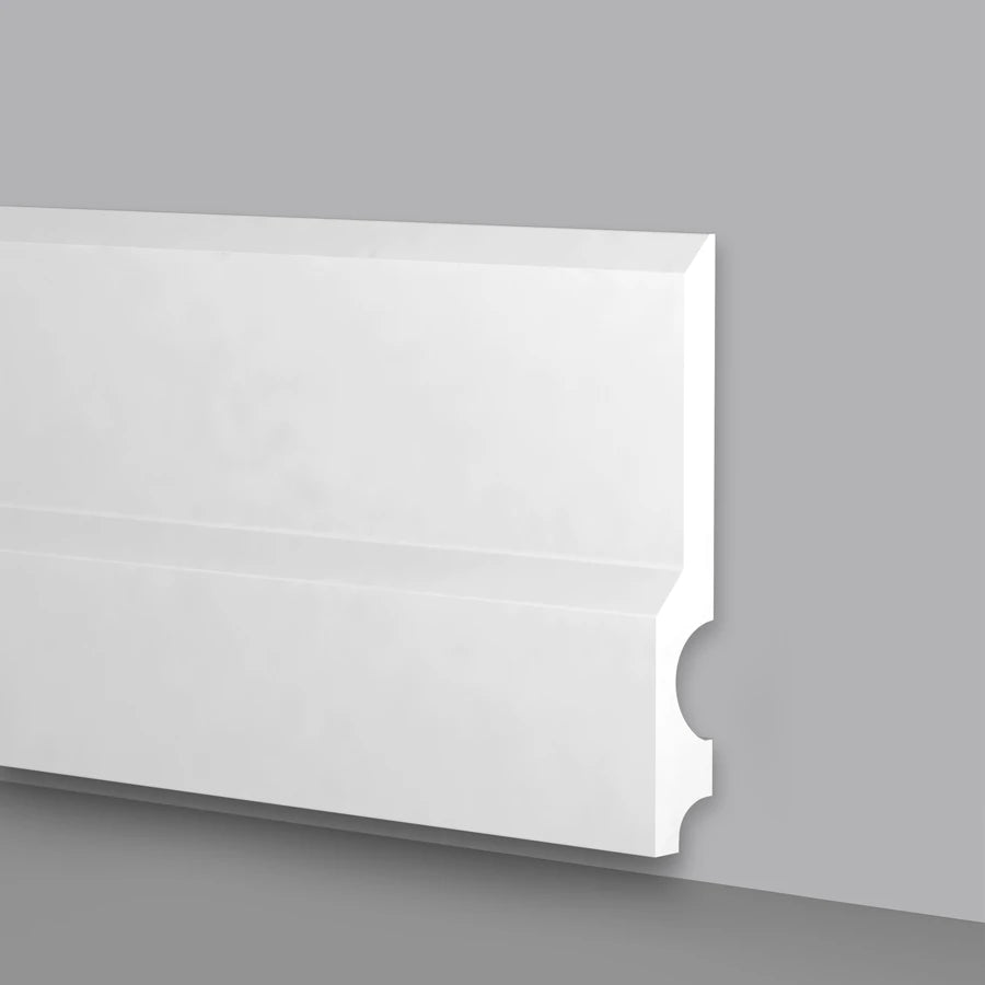 96ml bancale di Battiscopa Modernissimo BIANCO mod. GIZA 130x18x2000mm in POLIMERI - Polistrutturato - Eternal Parquet