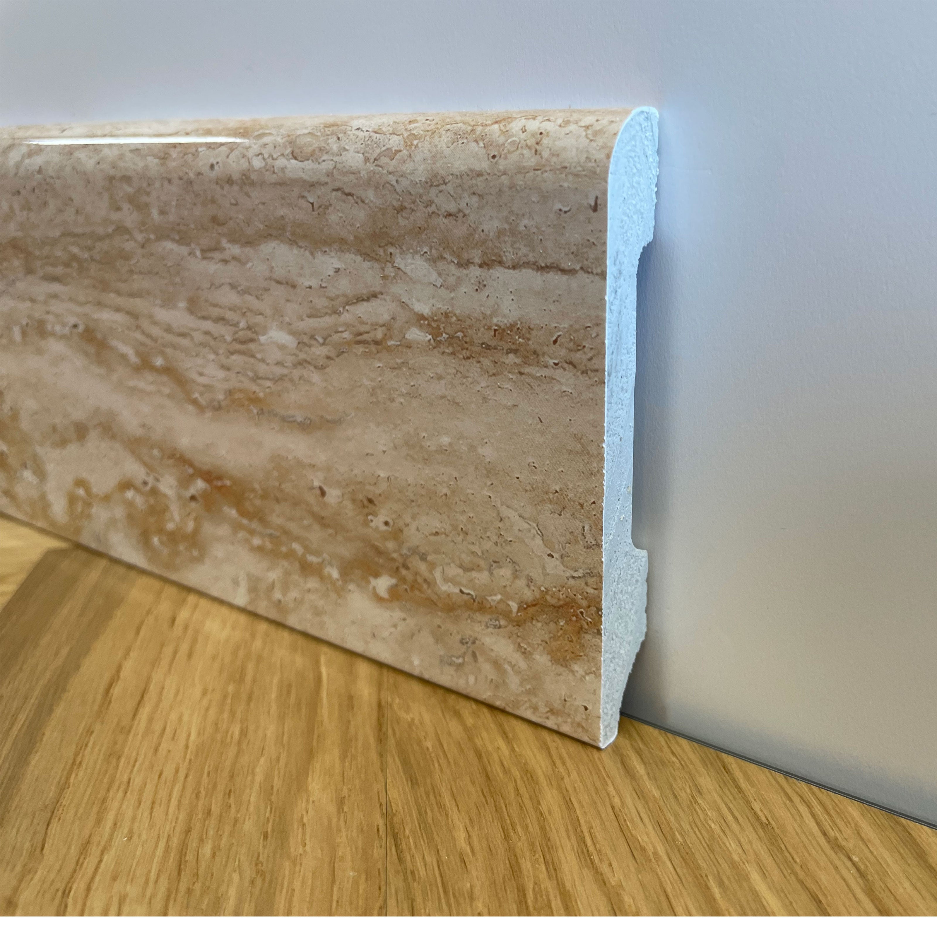 Battiscopa BC Lucido TRAVERTINO 85x14x2000mm in POLIMERI - Polistrutturato - Eternal Parquet