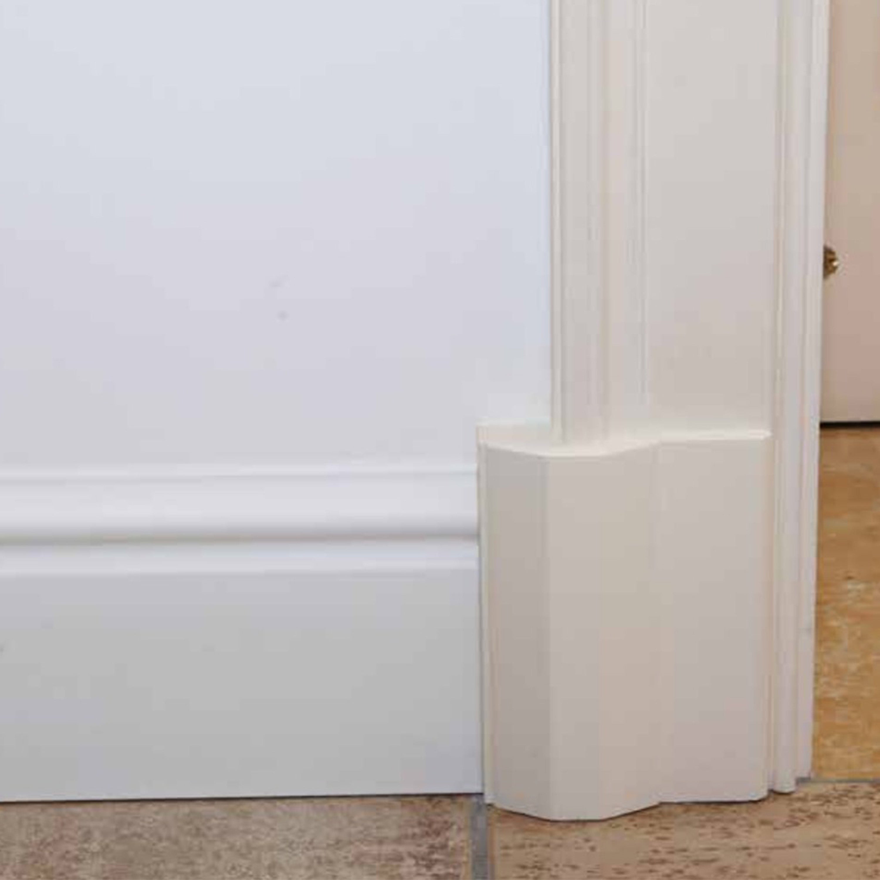 Battiscopa in Duropolimero Polistrutturato Ducale 180x18mm Altissimo passacavo (prezzo al metro lineare) - Eternal Parquet