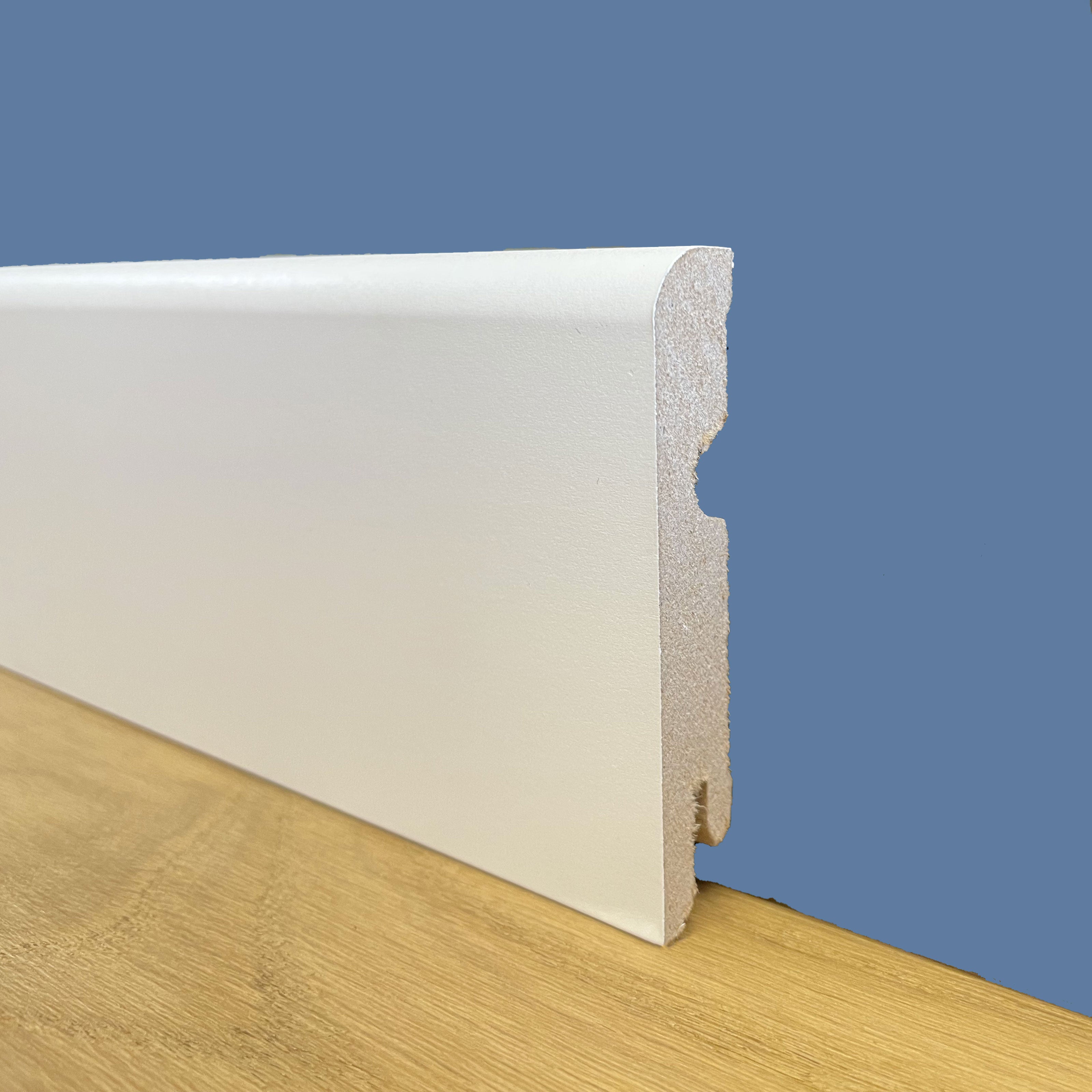 BATTISCOPA ZOCCOLINO PASSACAVO BC in FIBRA DI LEGNO COMPATTA 80X15 BIANCO Eternal Parquet