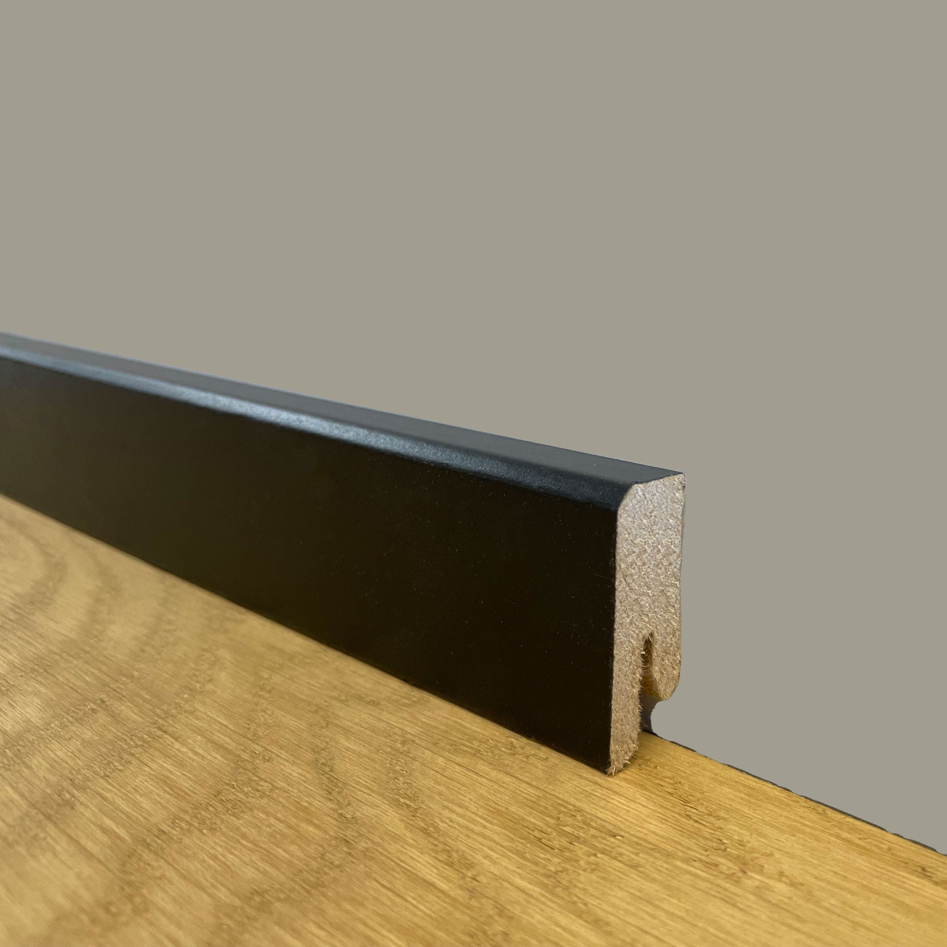 BATTISCOPA ZOCCOLINO SQUADRATO BASSO in FIBRA DI LEGNO 40X15 NERO - Eternal Parquet