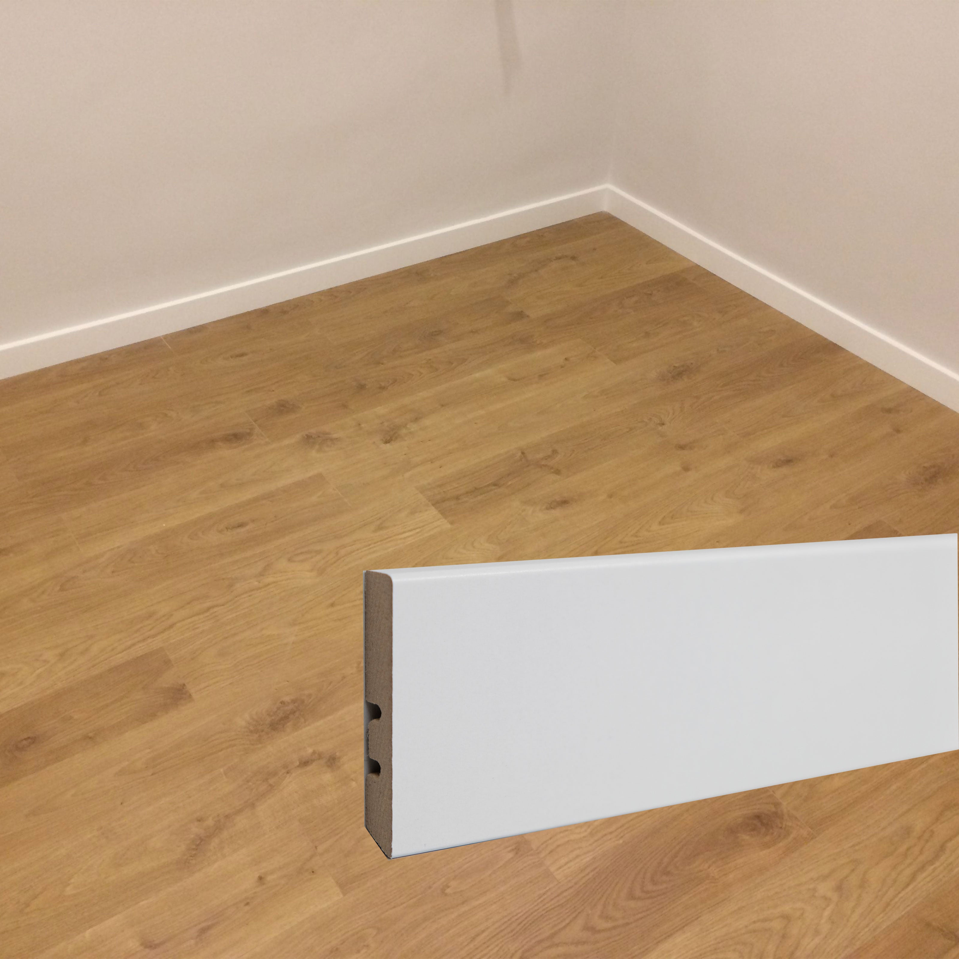 BATTISCOPA ZOCCOLINO SQUADRATO BASSO in FIBRA DI LEGNO COMPATTA 10X56 BIANCO (PREZZO AL METRO LINEARE) - Eternal Parquet