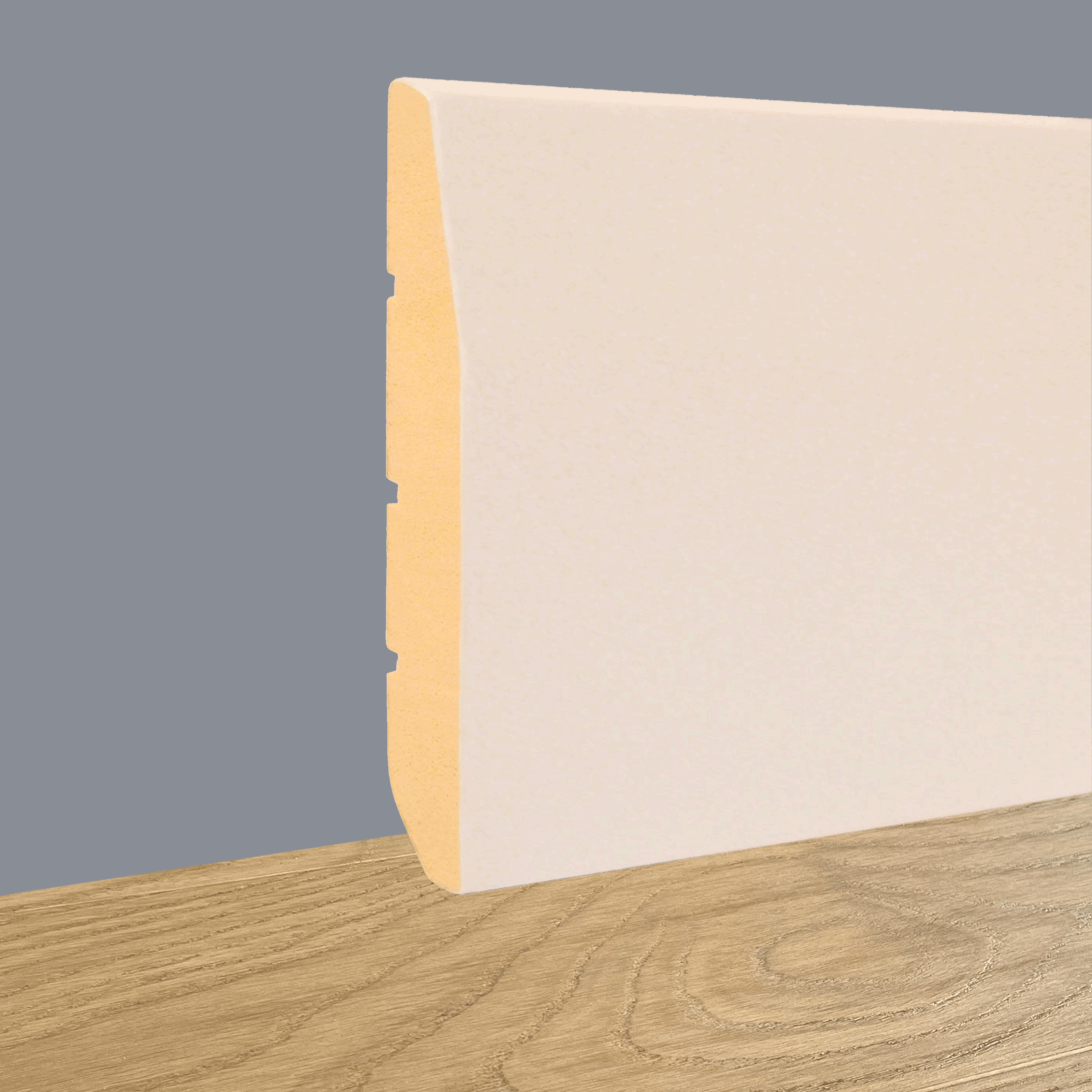 battiscopa Zoccolino Massello mod. GEORGE 100x13mm Bianco, grezzo o Ral 9010 - Eternal Parquet