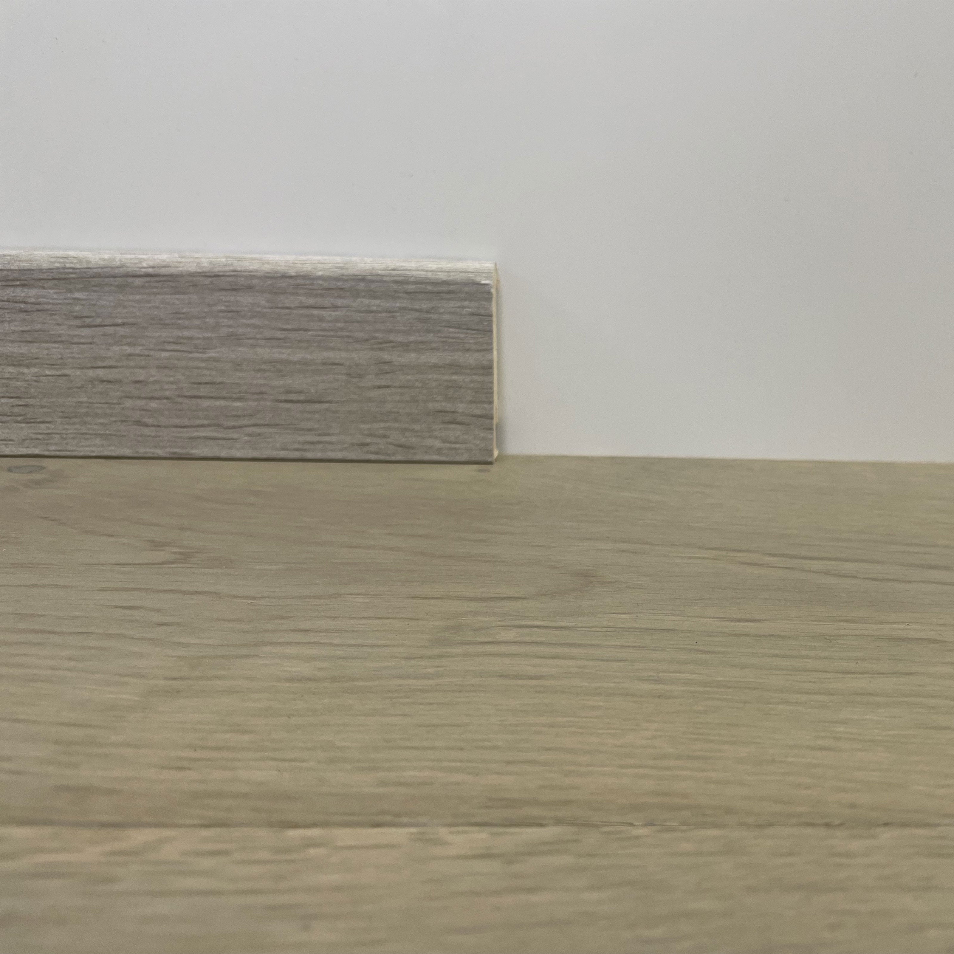 €1,69 - BATTISCOPA ZOCCOLINO in FIBRA DI LEGNO 60x15 Vari decori, Parquet, Laminati, SPC, LVT Eternal Parquet