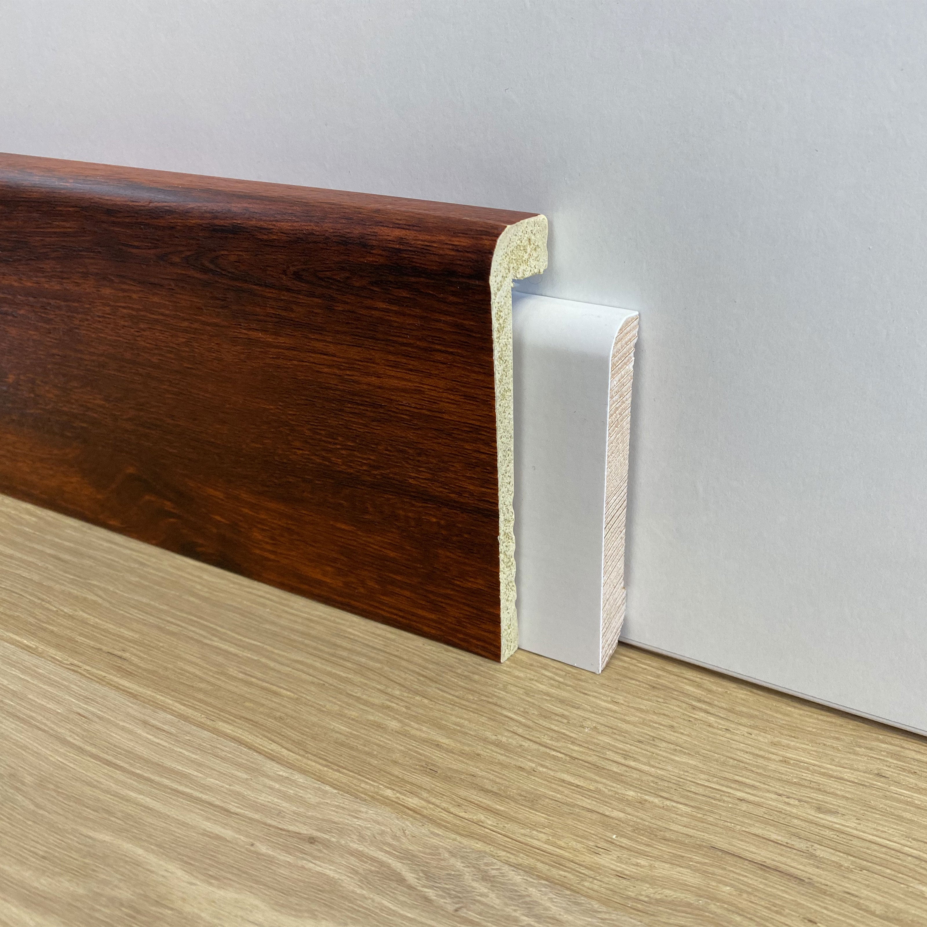 Battiscopa Coprimarmo copribattiscopa in Duropolimero Polistrutturato 100x25 effetto legno o bianco Eternal Parquet