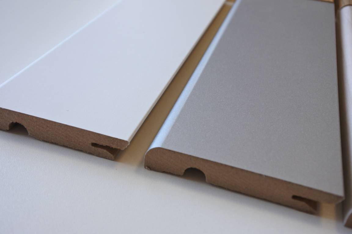 48ML di BATTISCOPA PASSACAVO 80X15 HDF taglio moderno ultraresistente - Eternal Parquet