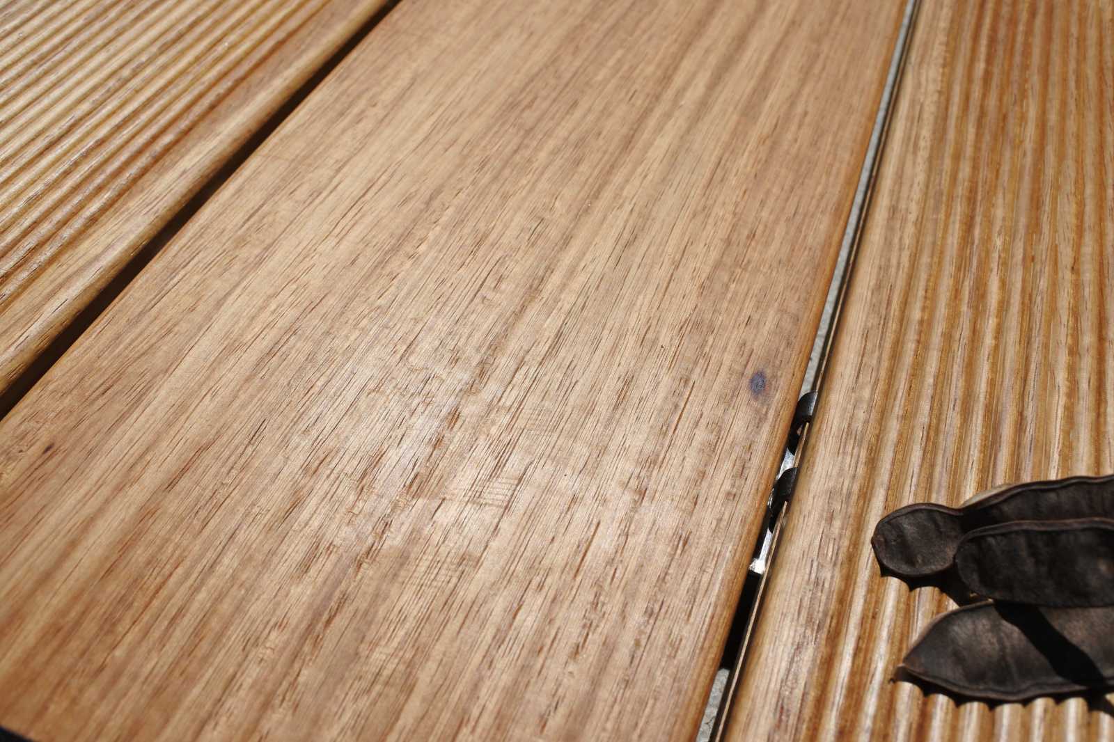 ****ALL INCLUSIVE**** Decking per Esterno in TEAK in listoni 19X130X1800/2200 compresi magatelli in merbau, clip in acciaio e viti a scomparsa - Eternal Parquet