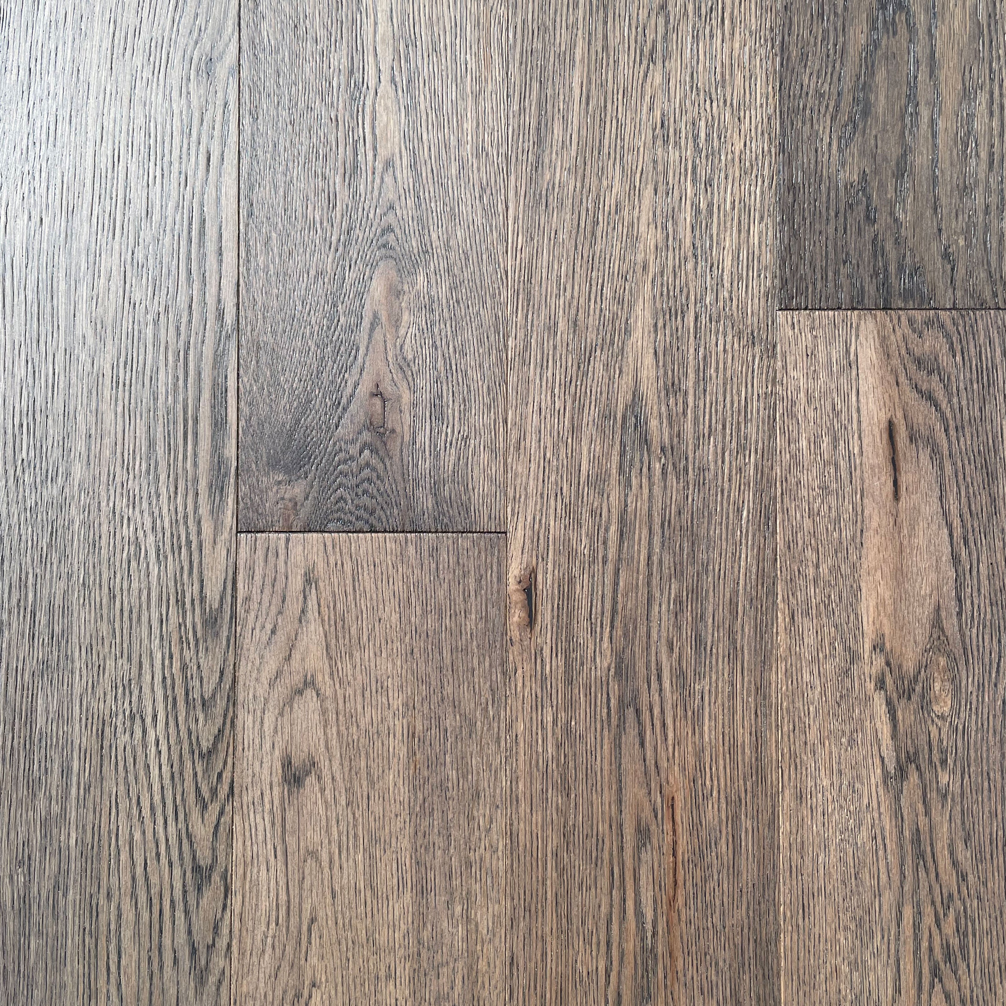 Pavimento in legno di rovere prefinito verniciato spazz. 10x125x900 linea PLANET mod. ROUGH SEA - Eternal Parquet