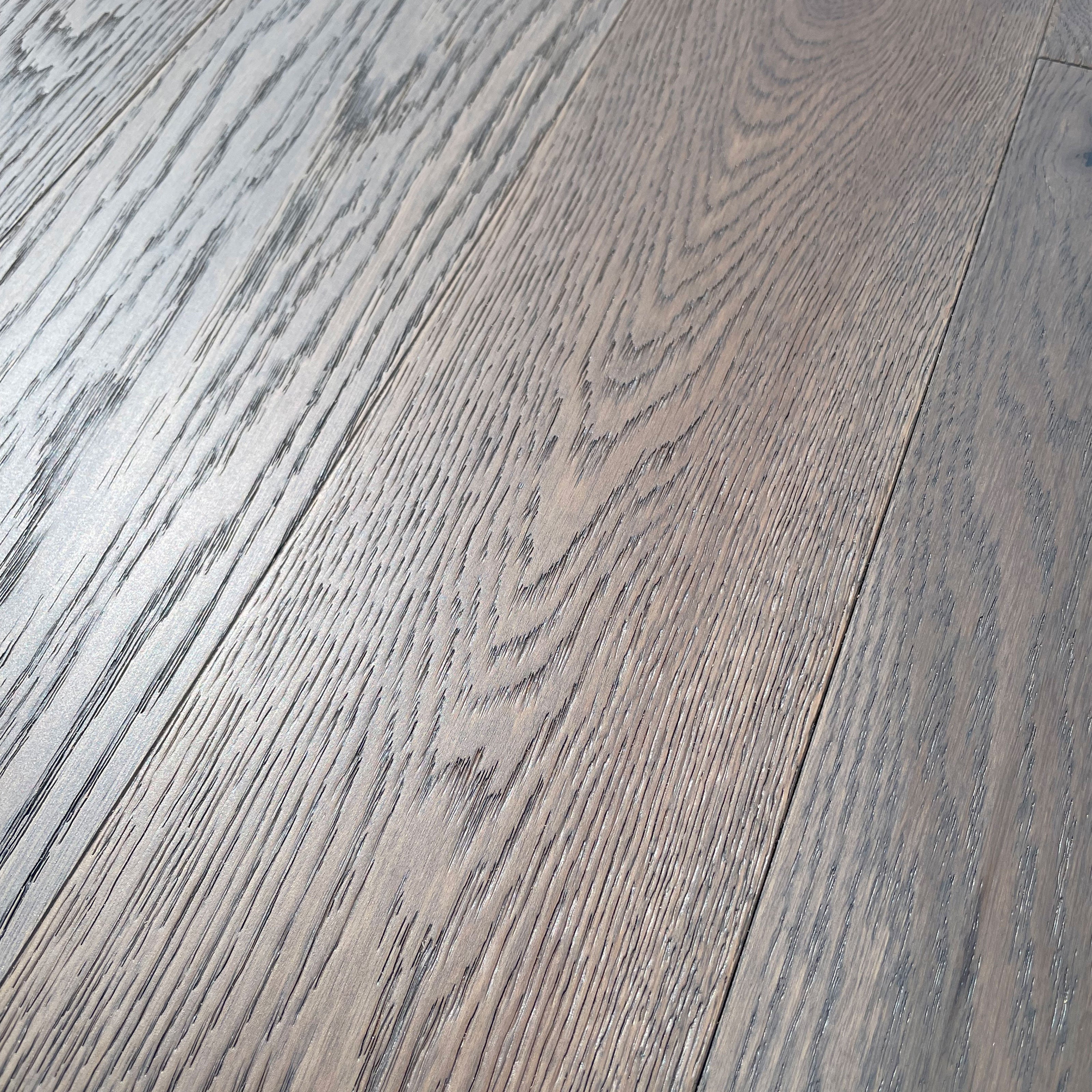 Pavimento in legno di rovere prefinito verniciato spazz. 10x125x900 linea PLANET mod. SWAMP - Eternal Parquet