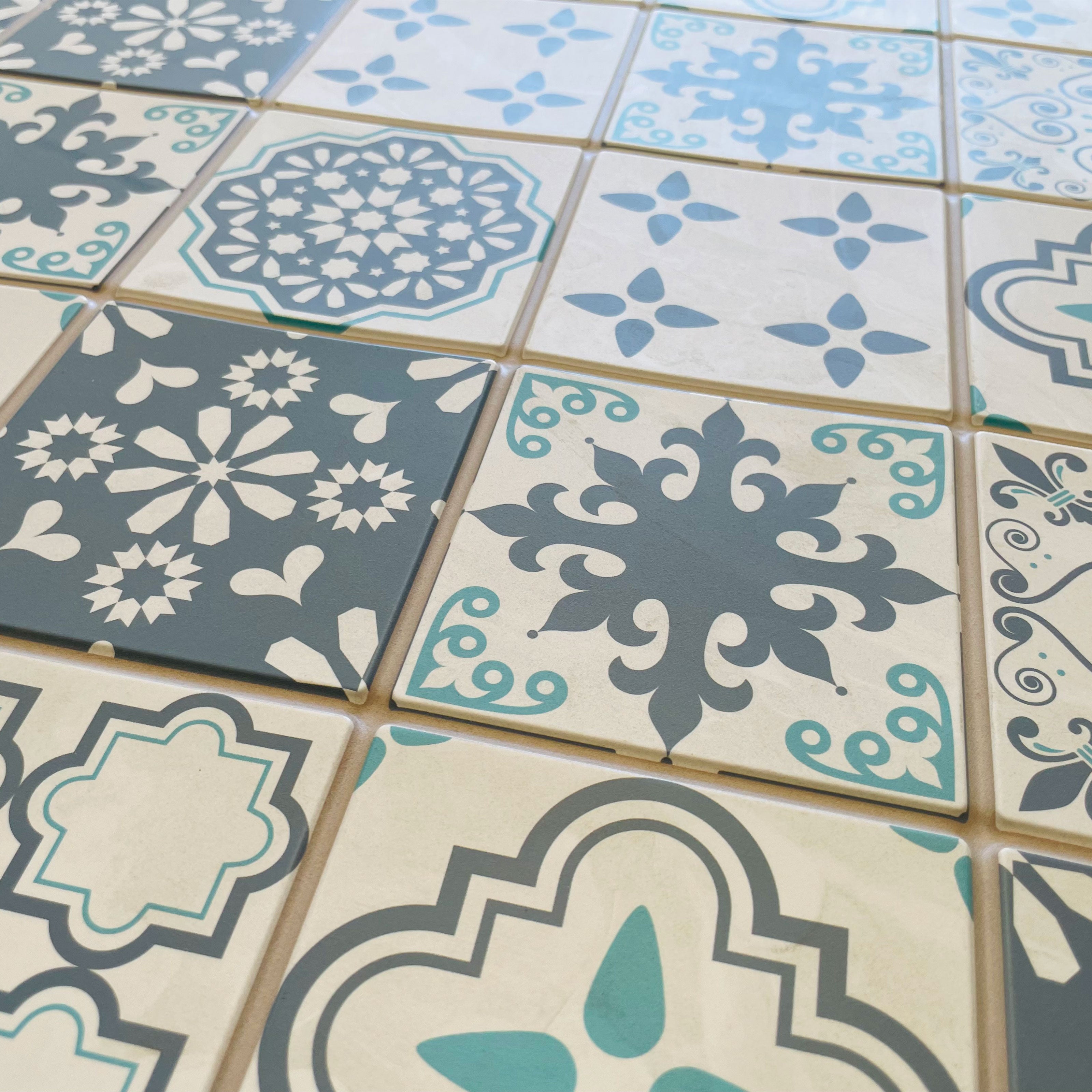 Pannelli-3D-Rivestimento-a-parete-in-PVC-effetto-CEMENTINE-OTTANIO-Realistici-e-isolanti. Eternal-Parquet