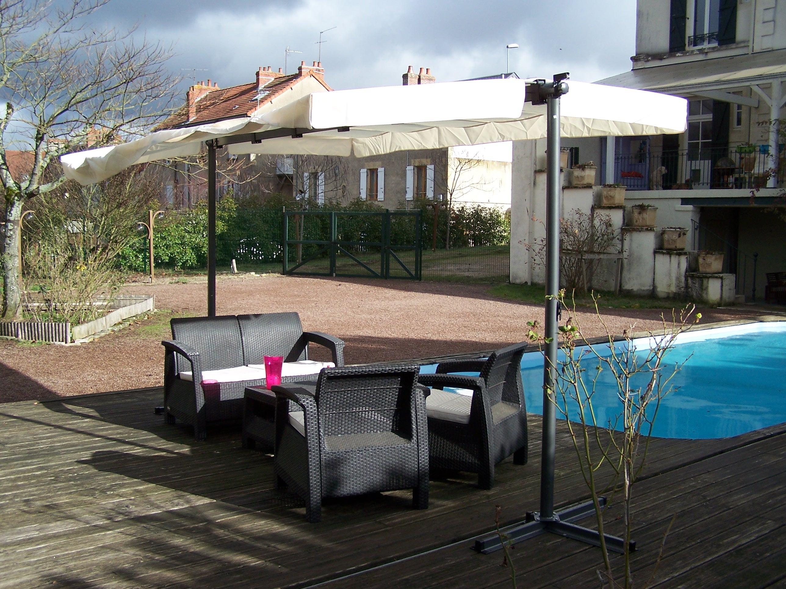 Pegola A Baldacchino Con Telo Girevole Ed Allungabile 250x350x220cm - Eternal Parquet