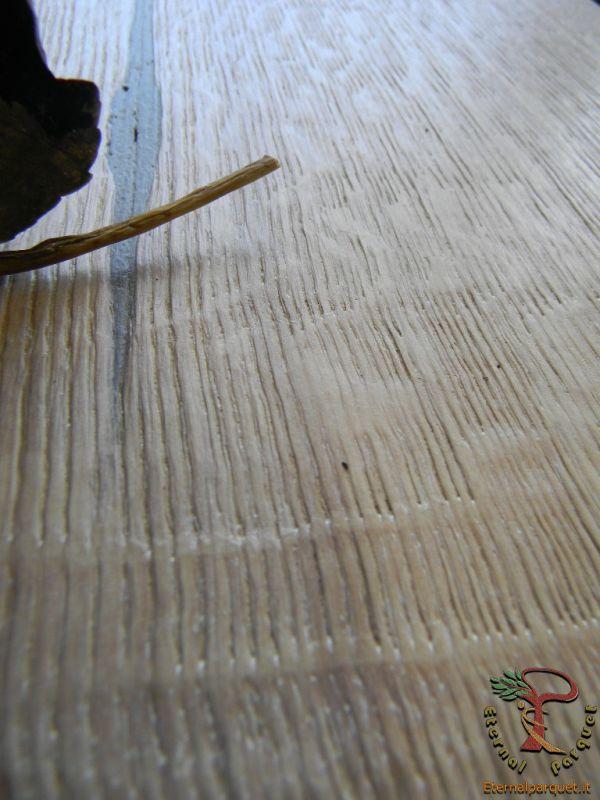 Parquet MAXILISTONE prefinito KAHRS FOUNDERS COLLECTION mod. "GUSTAF" 15x187x2420 spazzolato,raschiato a mano, bisellato, Bianco antico olio naturale (incastro 5s flottante o incoll.) *su questo prodotto posa in opera ad 1 EURO* - Eternal Parquet