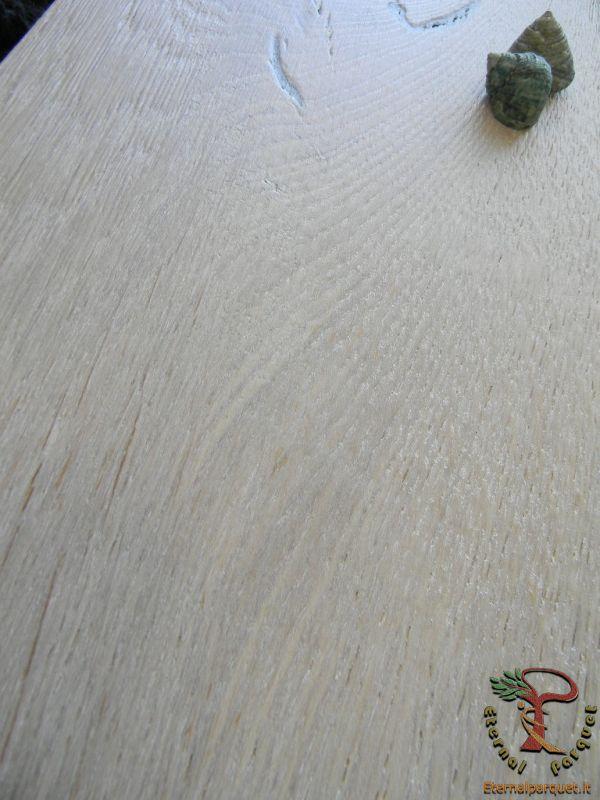 posa in opera a 1 euro Parquet MAXILISTONE prefinito KAHRS FOUNDERS COLLECTION mod. "OLOF" 15x187x2420 spazzolato,raschiato a mano, bisellato, Bianco acceso, olio naturale (incastro 5s flottante o incoll.) - Eternal Parquet