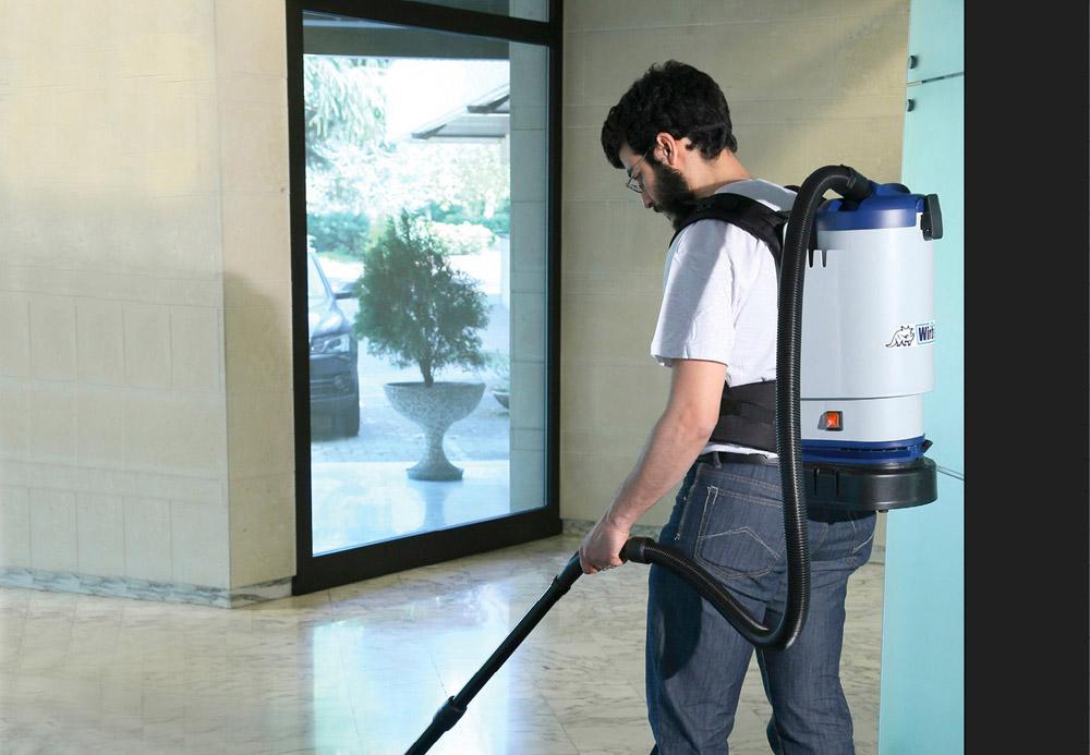 "W1 BC" ASPIRAPOLVERE ZAINETTO PROFESSIONALE 330W CON BATTERIA AL LITIO WIRBEL - Eternal Parquet