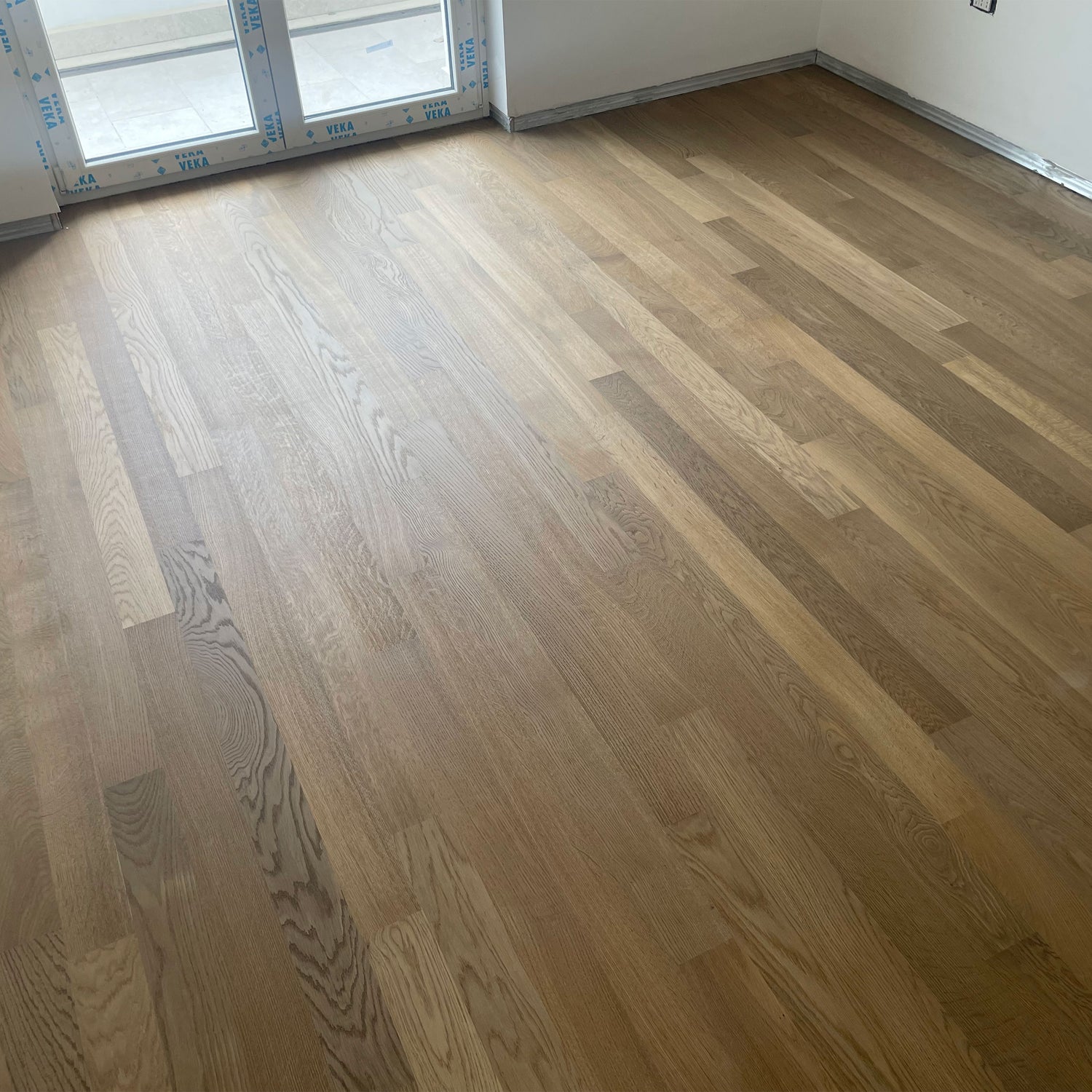 Cleverpark Rovere Leggermente fumè Crema in villa privata
