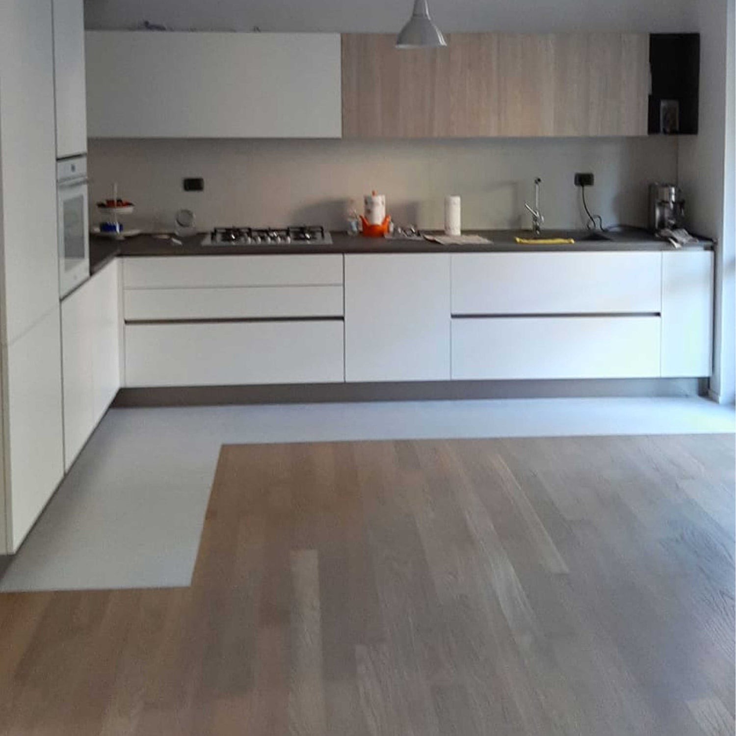 Un nostro cliente ci manda le foto...Rovere legg. Fumè crema B-Protect Bauwerk