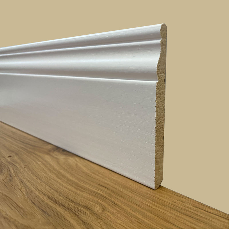 96 metri lineari di BATTISCOPA SLIM laccato bianco in legno MASSELLO DUCALE 120X10