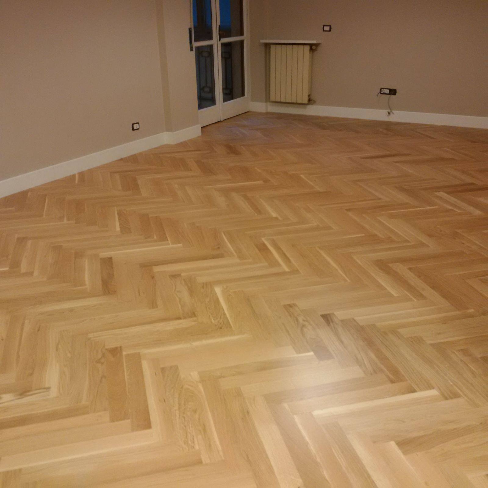 32,90€ mq ***STOCK*** Bancale da 71 mq di  Prefinito HARO, rovere Allegro Verniciato 10x70x490 Spina - Eternal Parquet