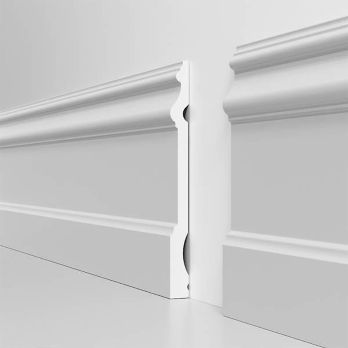 Battiscopa RESISTO in polimeri extracompatti mod. MAGNIFICO Bianco mis. 170x15mm (prezzo al metro)