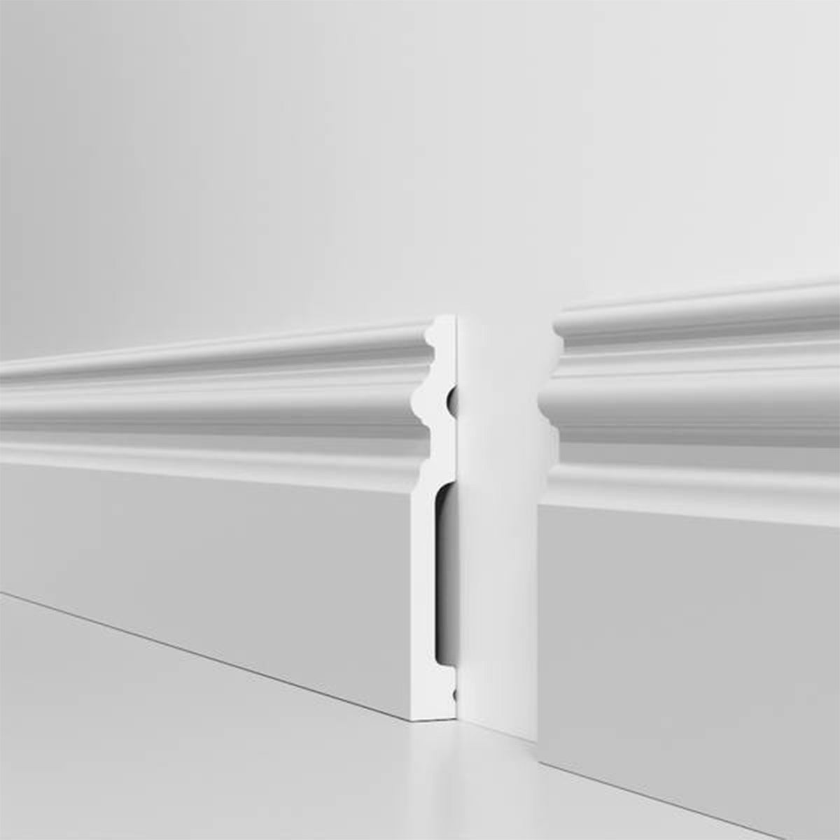 Battiscopa RESISTO in polimeri extracompatti mod. ARISTOCRATICO Bianco mis. 120x15mm (prezzo al metro)