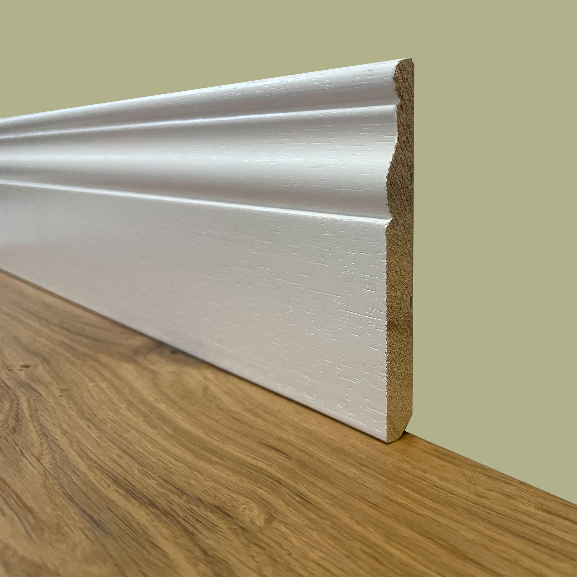 BATTISCOPA SLIM laccato bianco in legno MASSELLO DUCALE 100X10 (prezzo al ML) - Eternal Parquet