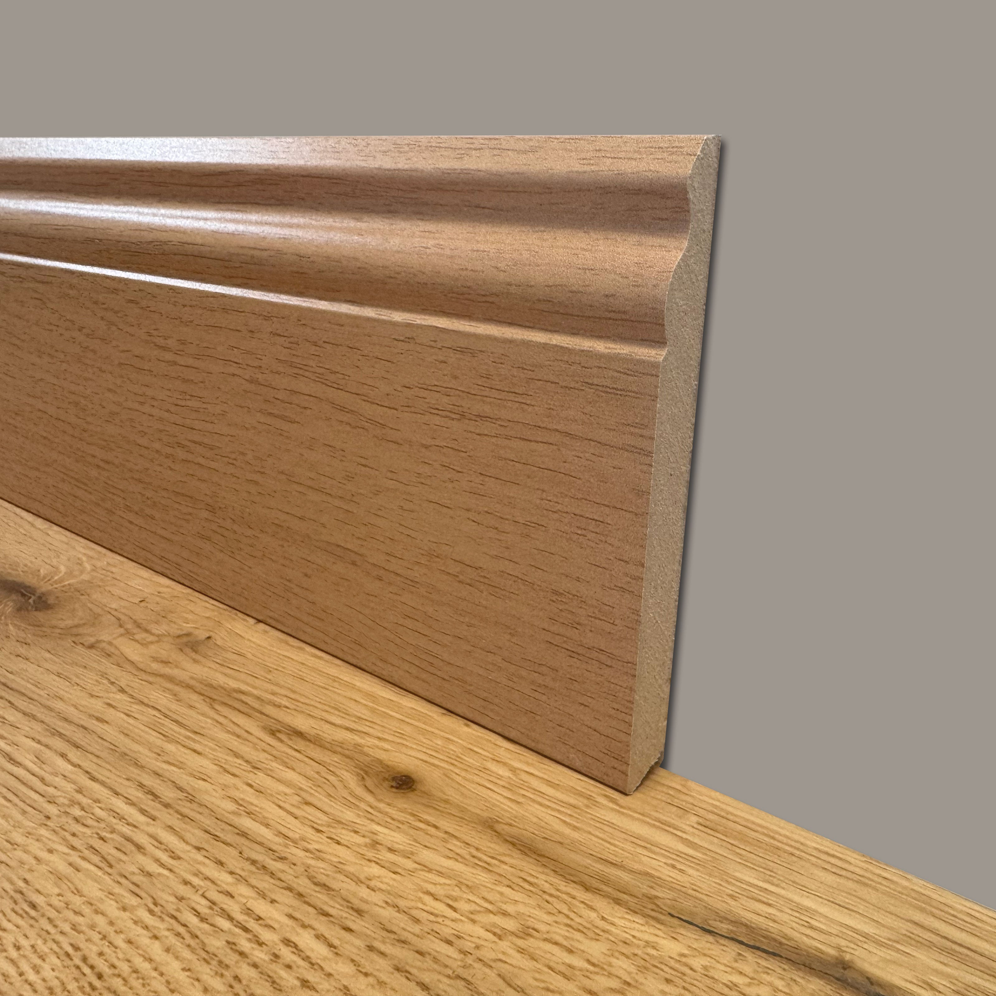 100ml di BATTISCOPA ZOCCOLINO DUCALE in FIBRA DI LEGNO COMPATTA 120X15 ROVERE MIELATO - Eternal Parquet