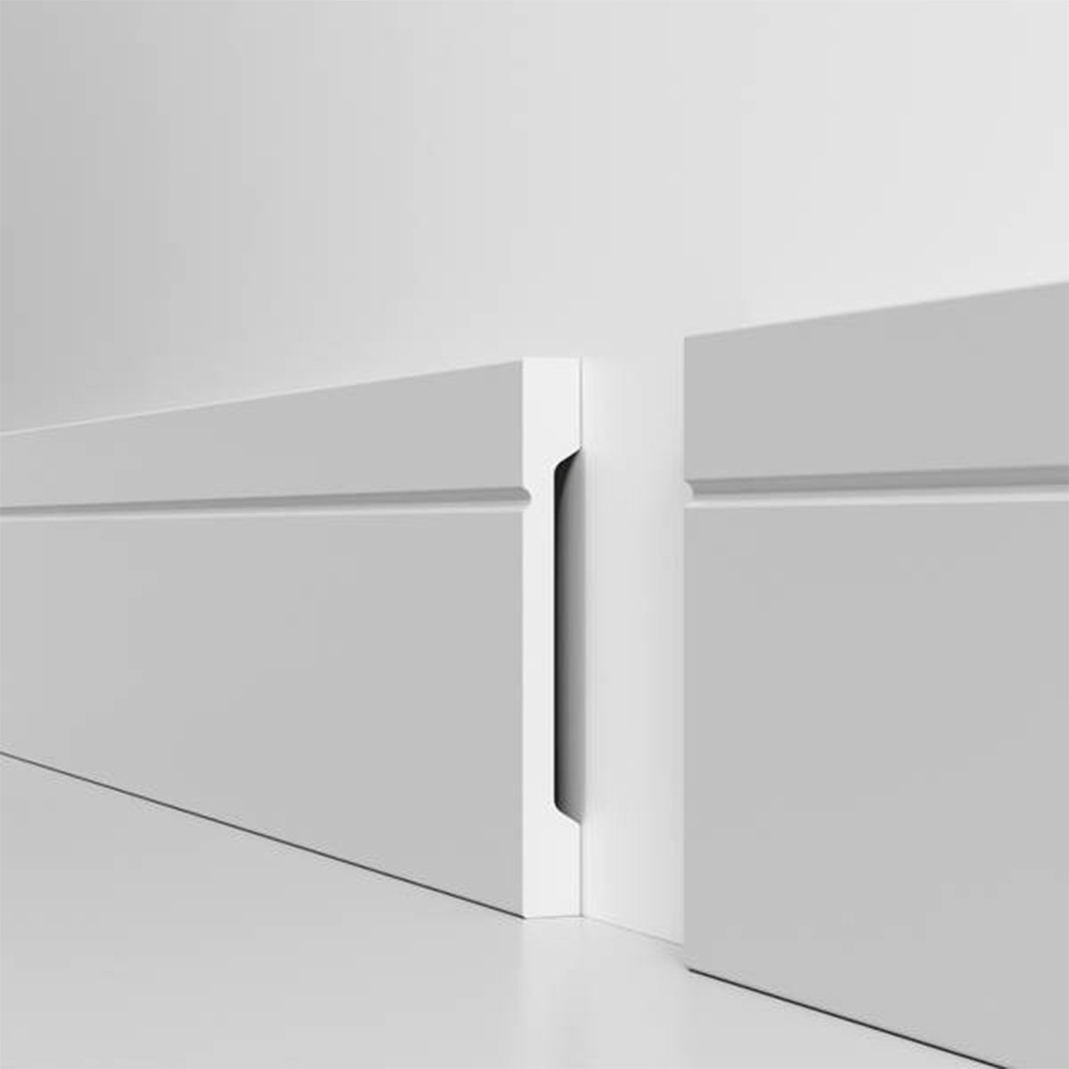 Battiscopa SQUADRATO BIANCO Passacavo ELEGANT 130x15mm in POLIMERI - Polistrutturato (prezzo al metro)